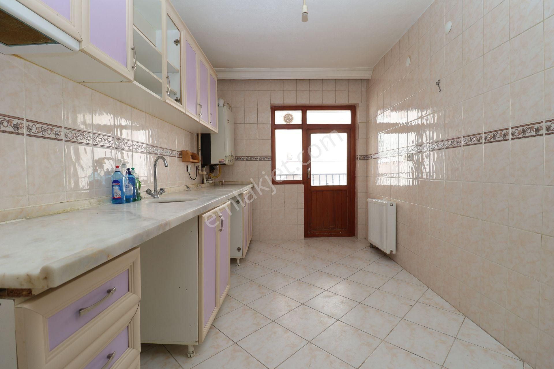 Akif'ten Elvankent Atakent'te Ebeveyn Banyolu 3+1 Kiralık Daire - Görsel 2