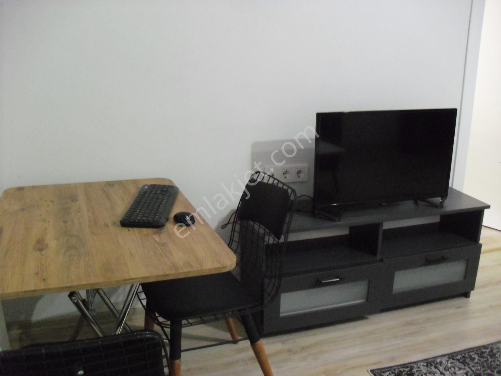 Gaziosmanpaşa 1+1 Uğurmumcu Herşey Dahil Mobilyalı Kiralık Daire - Görsel 9