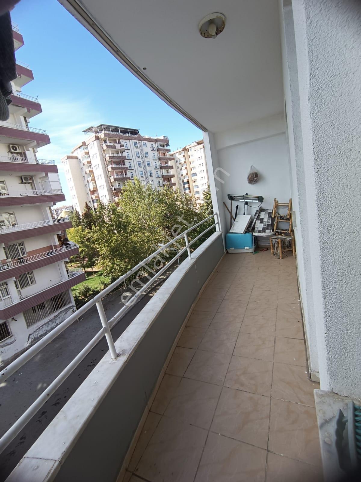 Hızlı 21 Gayrimenkulden Kayapınar Belediyesi Civarı Satılık 3+1 Daire - Görsel 4
