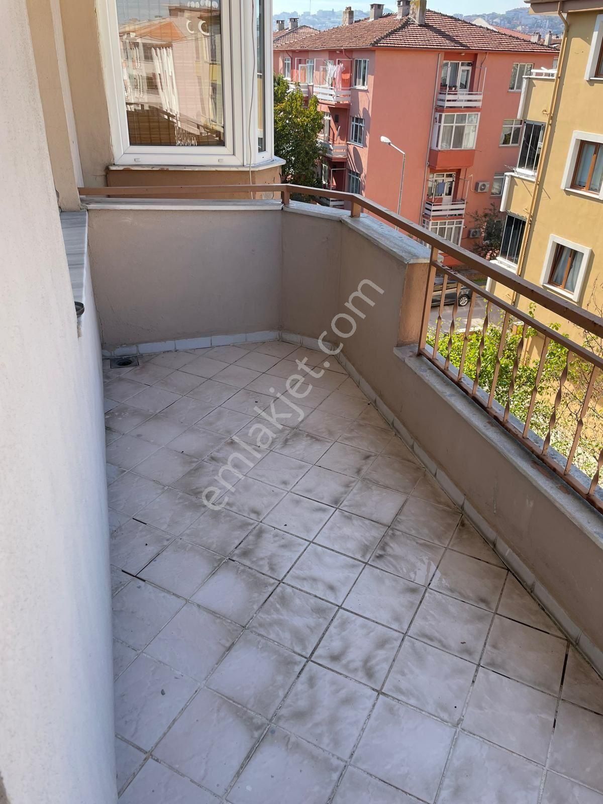 Bahçelievlerde Satılık Bakımlı Harika Bir Dublex Daire - Görsel 13