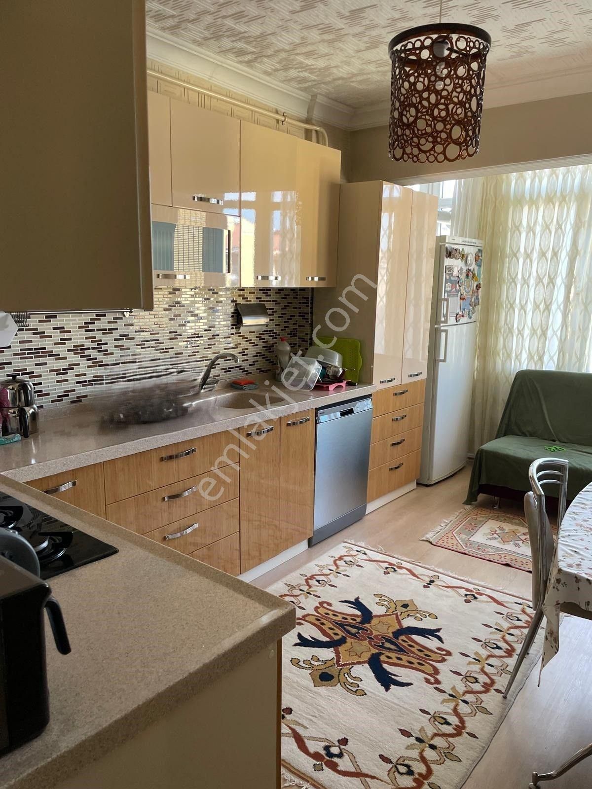 Bahçelievlerde Satılık Bakımlı Harika Bir Dublex Daire