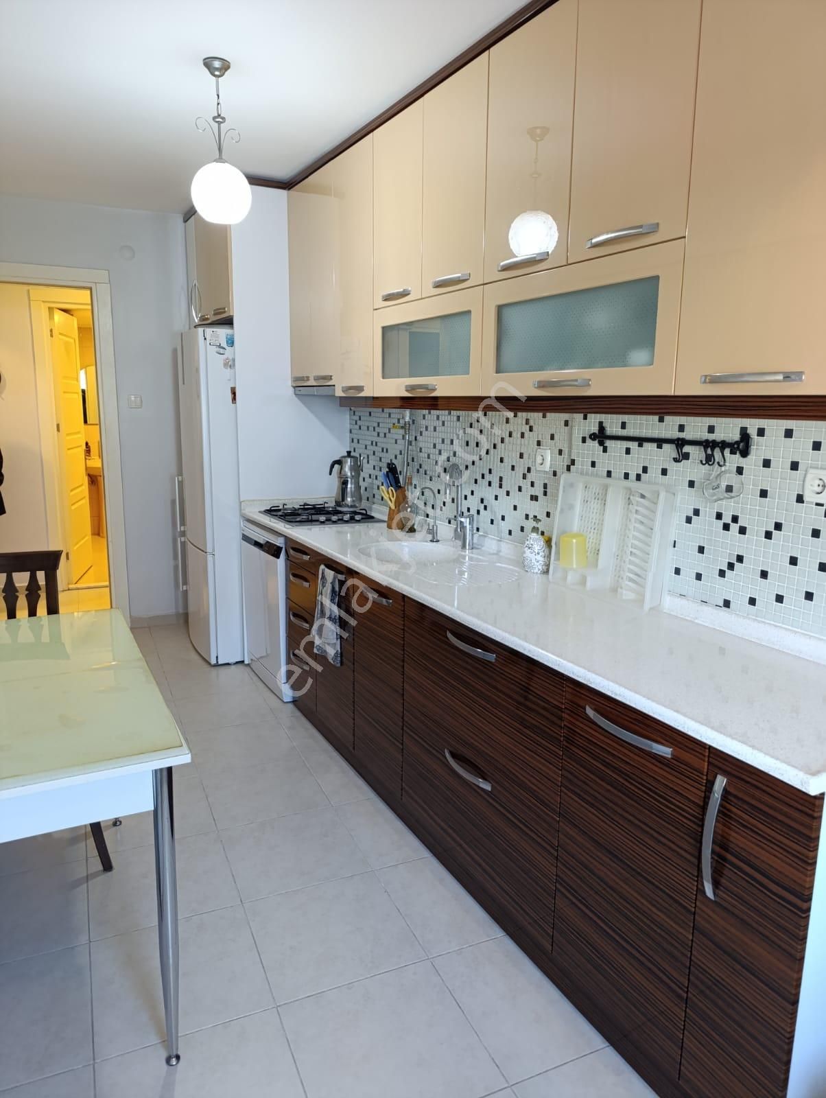 Üçkuyular'da Doğalgazlı Bakımlı Ara Kat 2+1 Satılık Daire! - Görsel 18