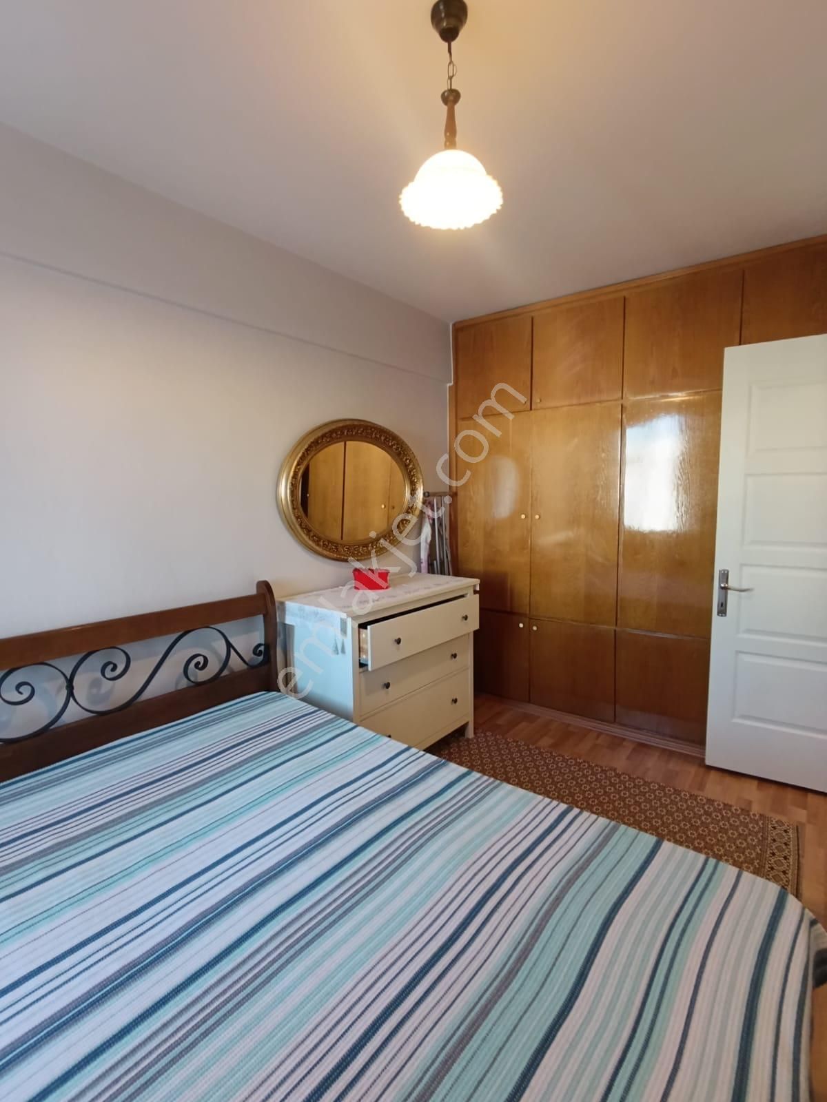 Üçkuyular'da Doğalgazlı Bakımlı Ara Kat 2+1 Satılık Daire! - Görsel 24