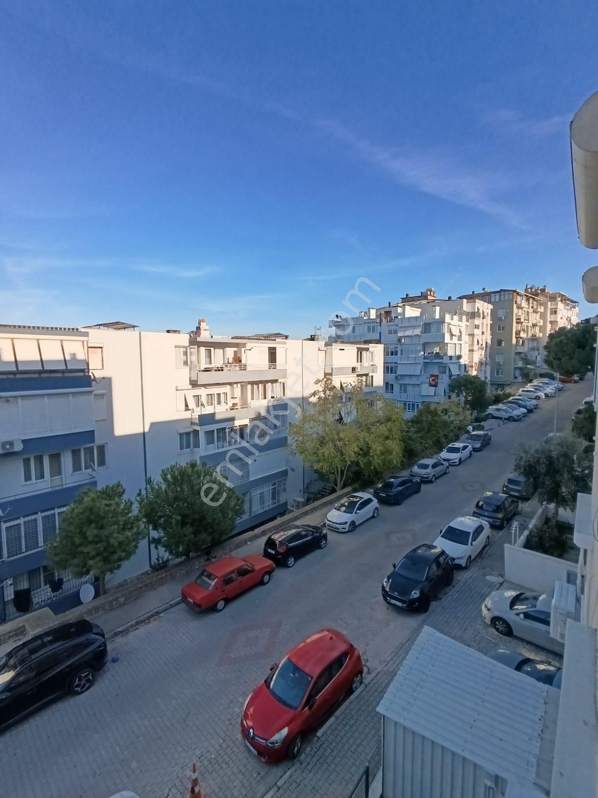 Üçkuyular'da Doğalgazlı Bakımlı Ara Kat 2+1 Satılık Daire! - Görsel 14