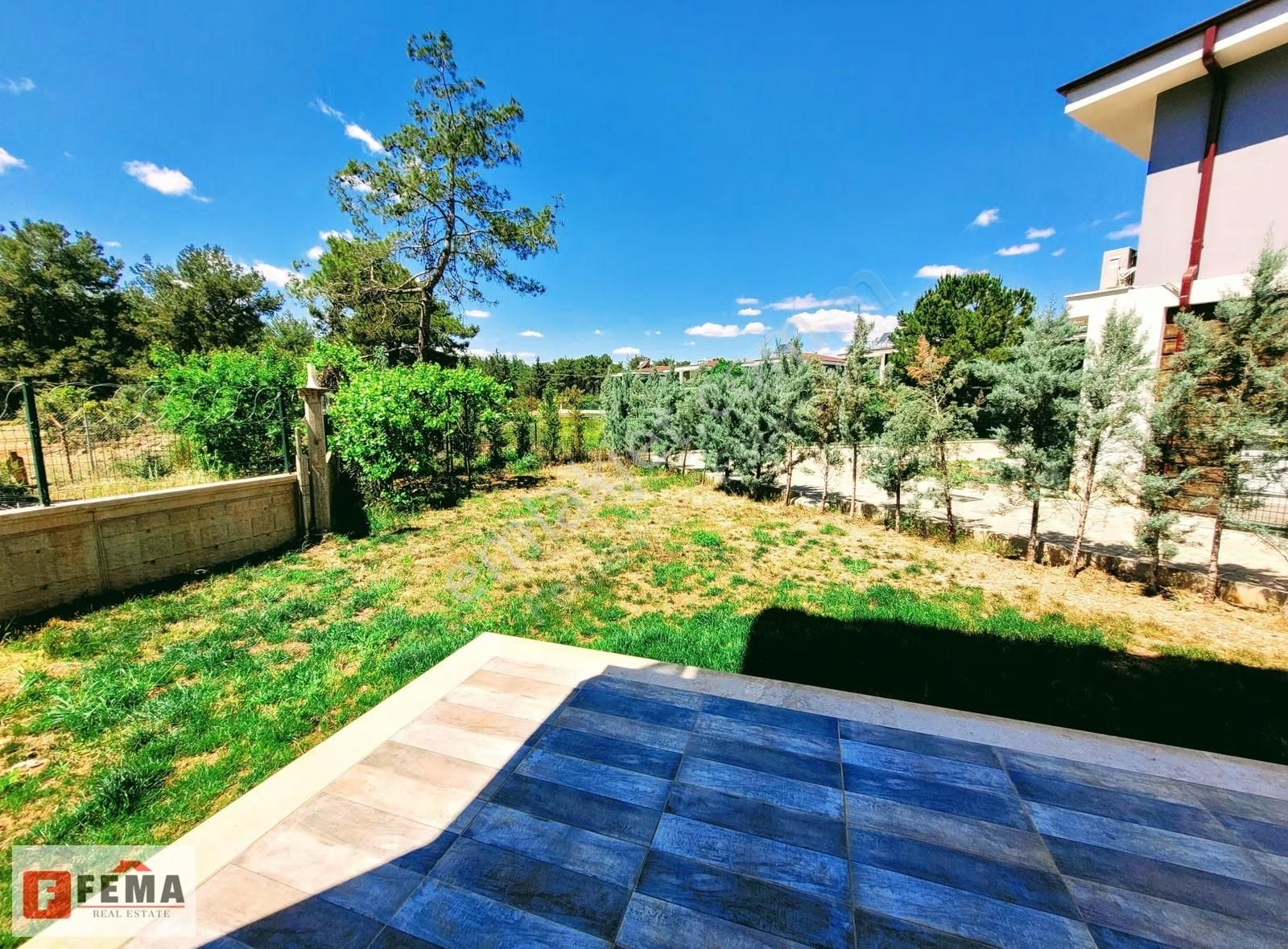 Yüzme Havuzlu Modern Sitede Kiralık 5+1 Sıfır Villa - For Rent - Görsel 8