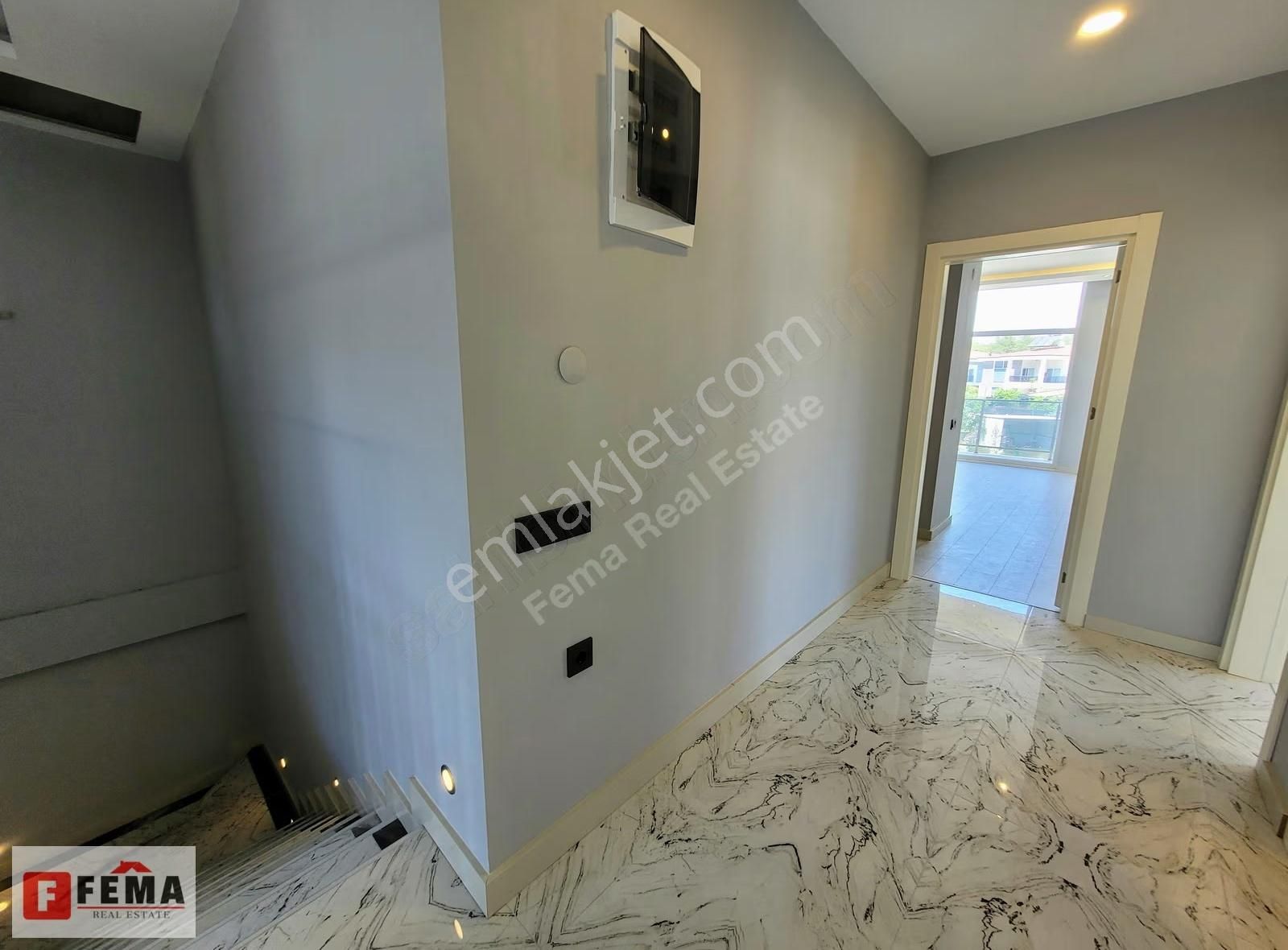 Yüzme Havuzlu Modern Sitede Kiralık 5+1 Sıfır Villa - For Rent - Görsel 27