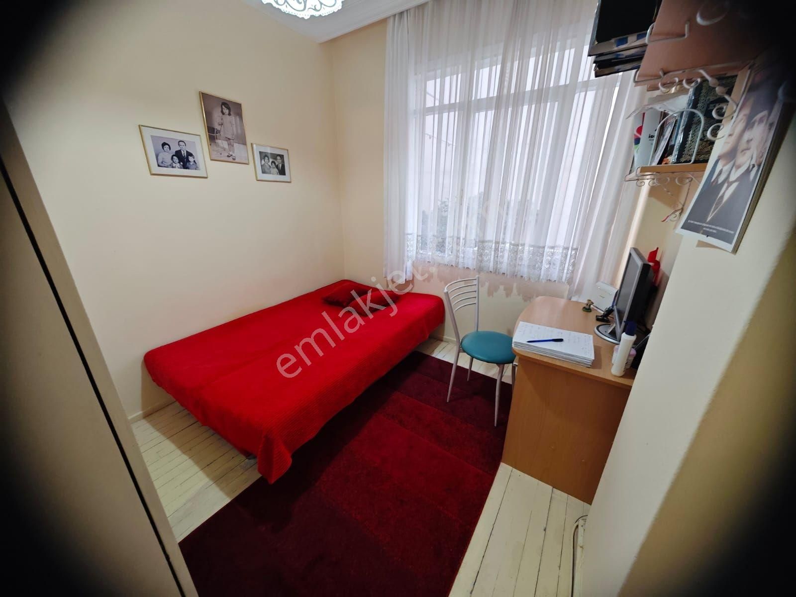 Güzelyalı'da115 M2 3+1 Çift Cephe Ve Çift Balkonlu Arakat - Görsel 14