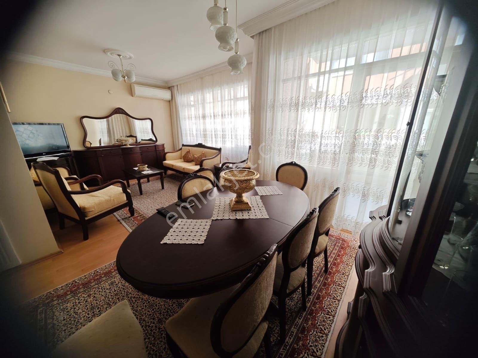 Güzelyalı'da115 M2 3+1 Çift Cephe Ve Çift Balkonlu Arakat