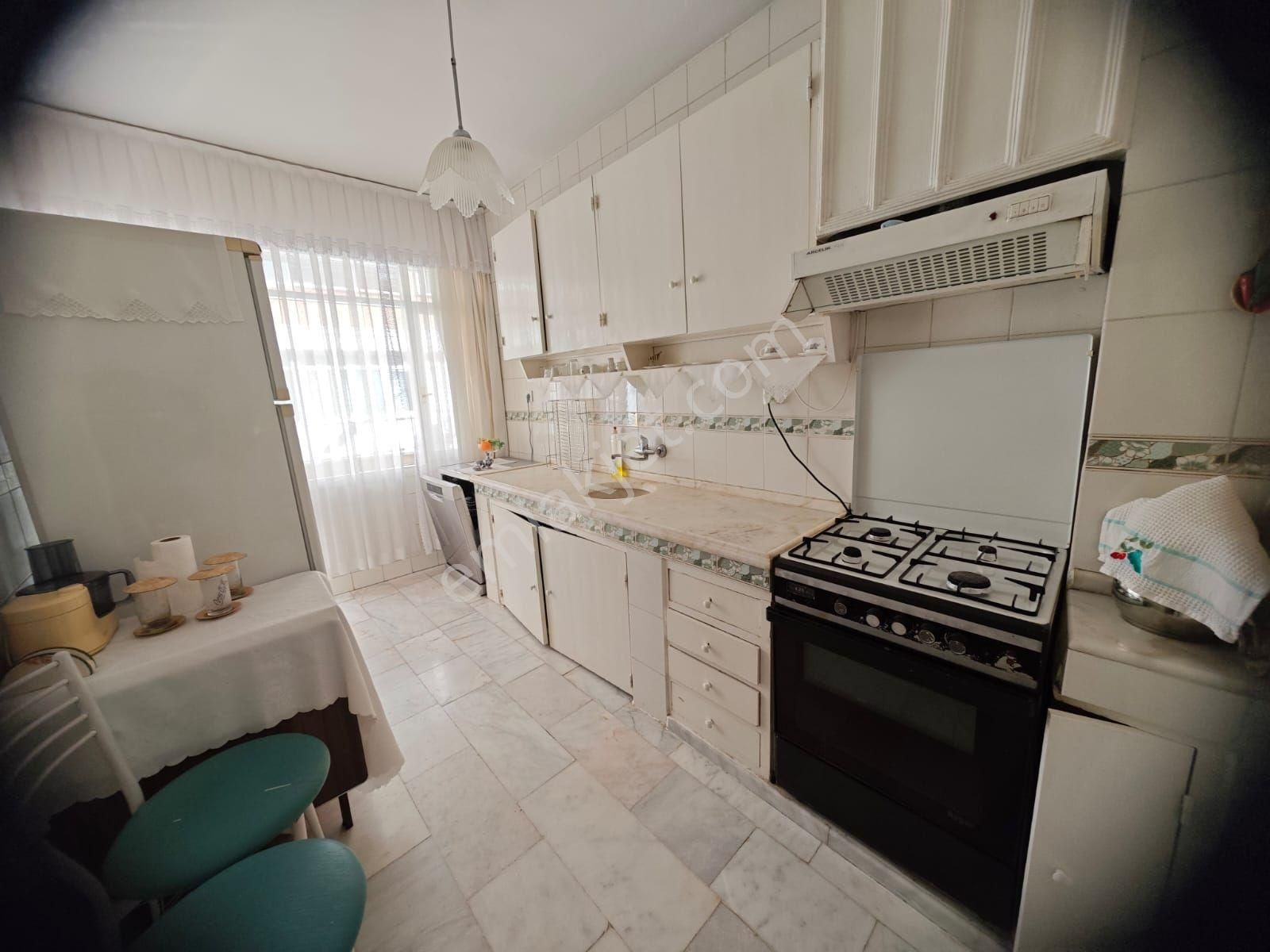 Güzelyalı'da115 M2 3+1 Çift Cephe Ve Çift Balkonlu Arakat - Görsel 16