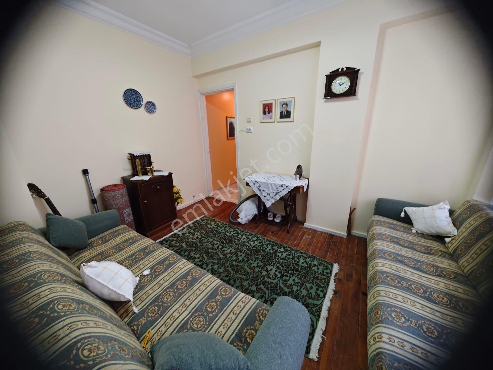 Güzelyalı'da115 M2 3+1 Çift Cephe Ve Çift Balkonlu Arakat - Görsel 9