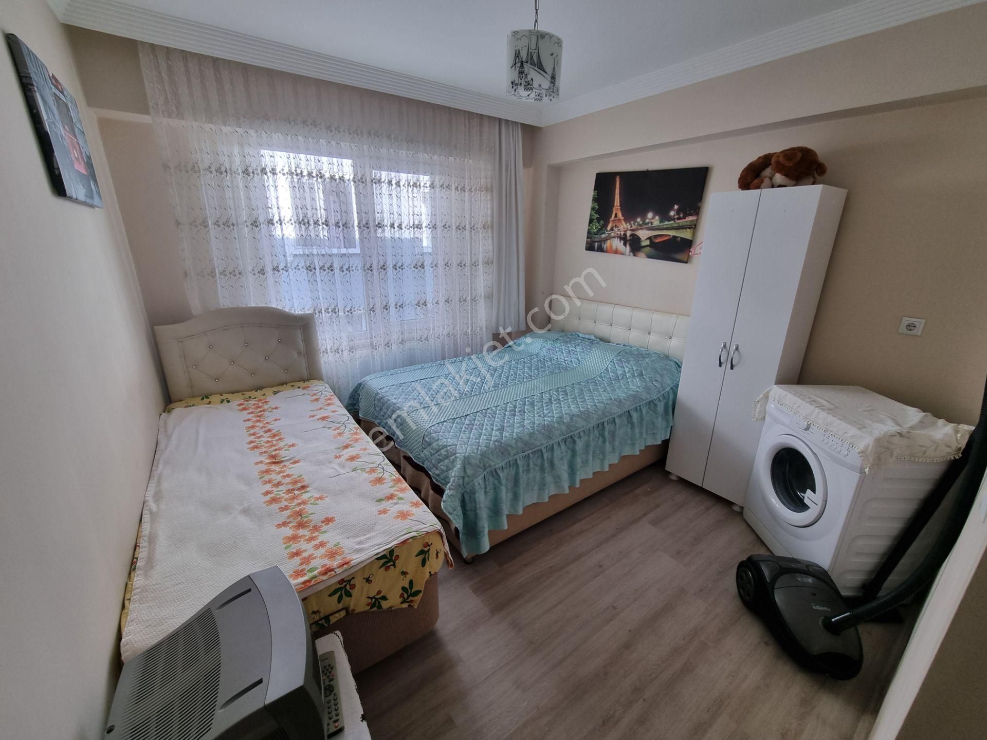 Karasu Yalı Mah.de Sahile Yakın Arakat Eşyalı 2+1 Daire - Görsel 16