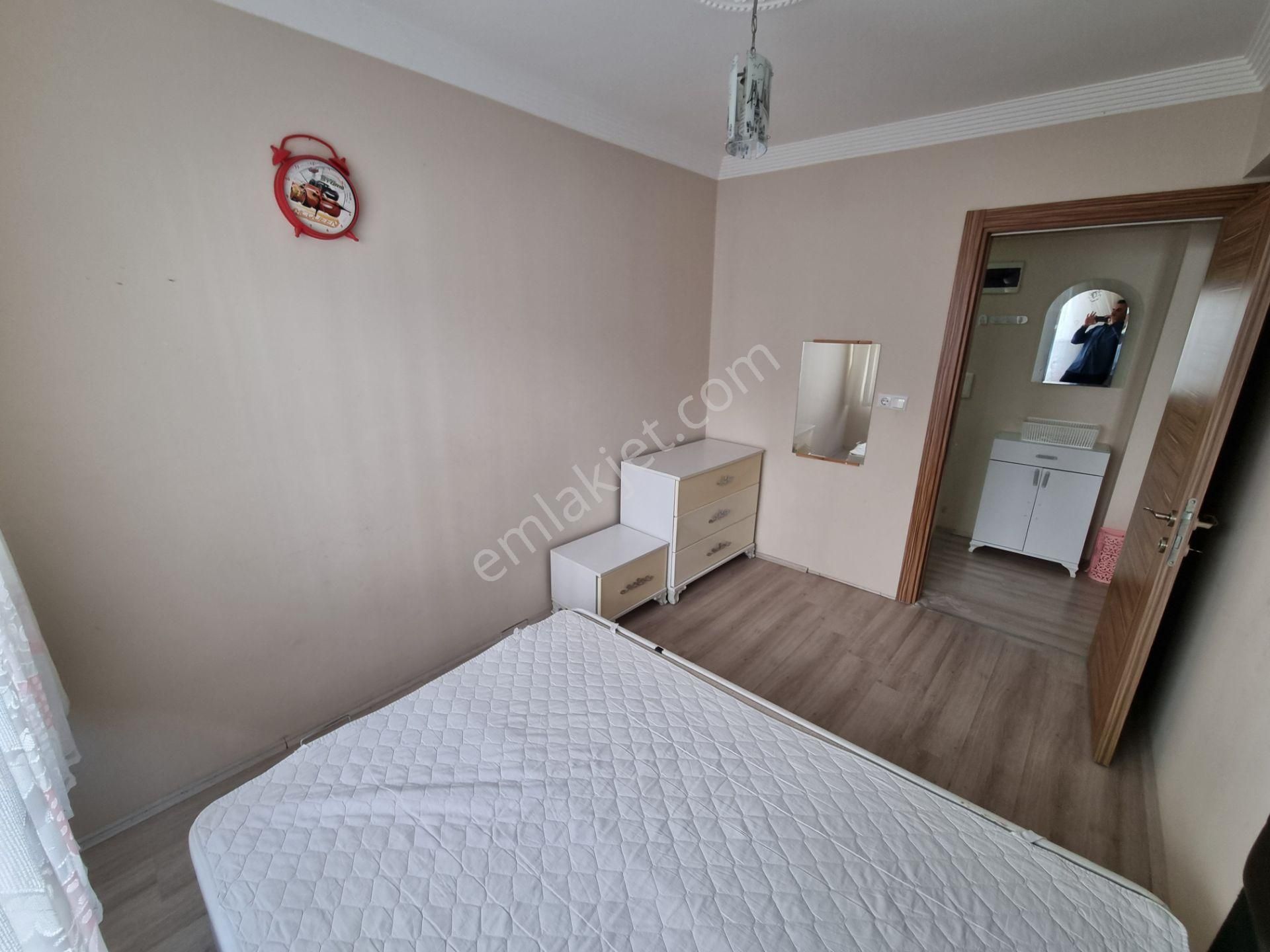 Karasu Yalı Mah.de Sahile Yakın Arakat Eşyalı 2+1 Daire - Görsel 15