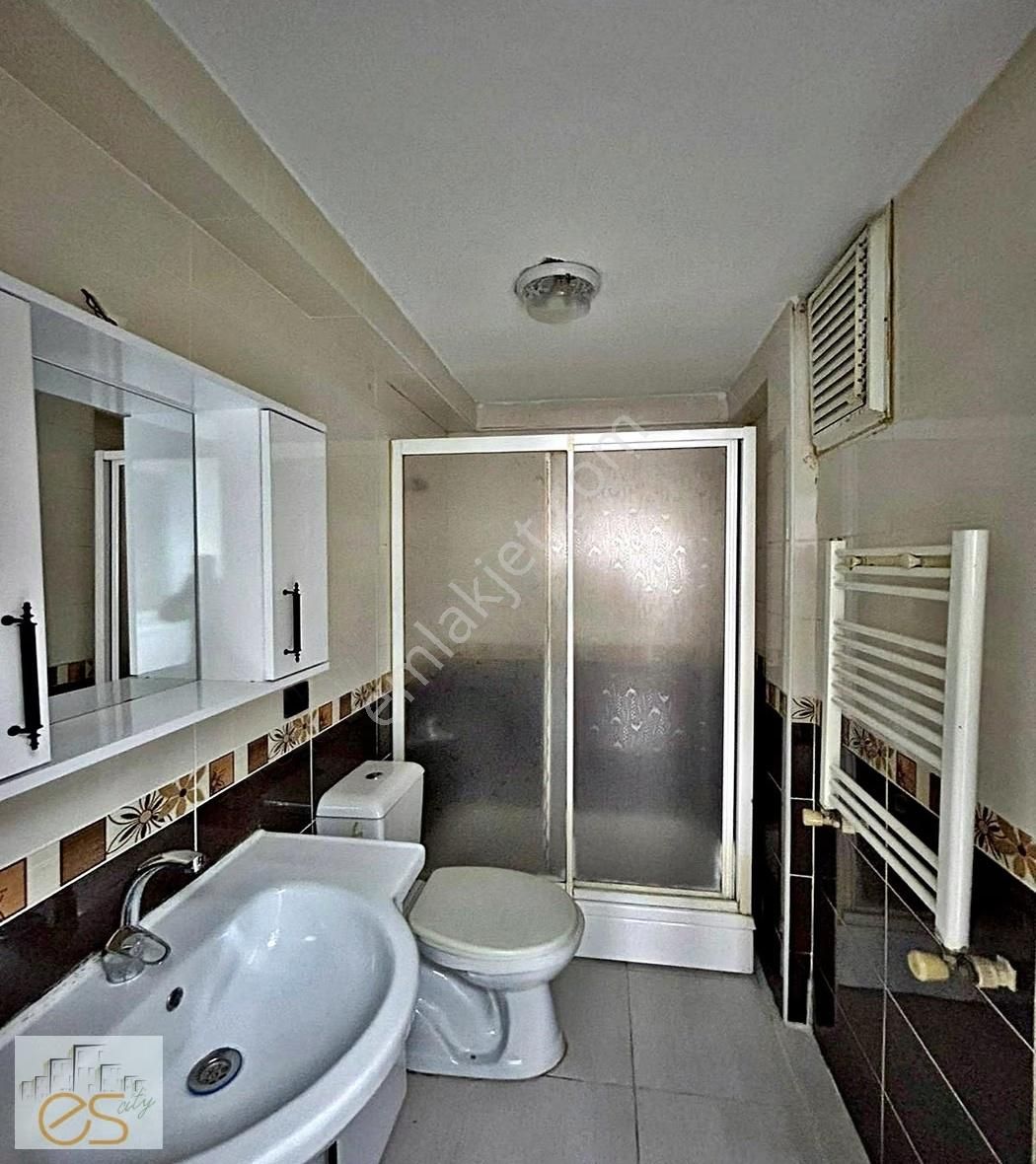 Satılık Kelepir 2+1 Ara Kat Daire Hastaneye Dolmuşa Okula Yakın - Görsel 7