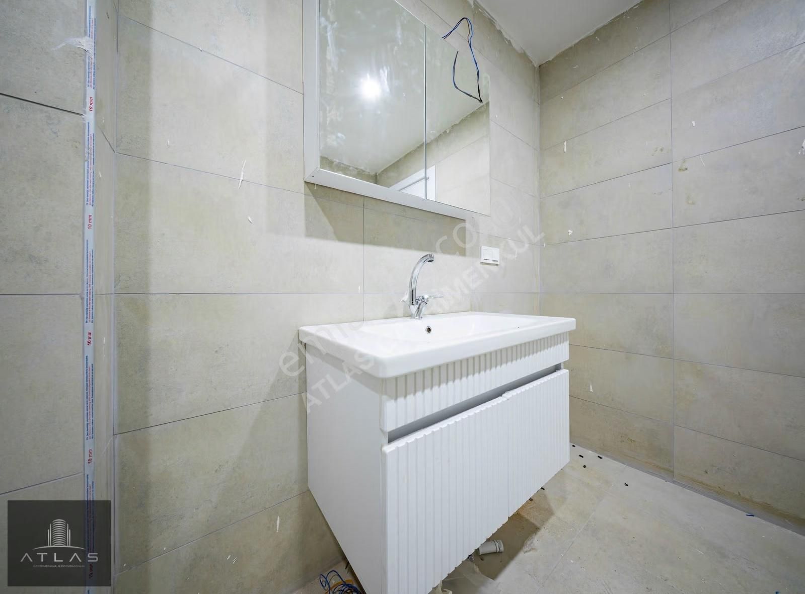 Atlas'tan, Güvenlikli Site İçi, Sıfır, 2+1, 96m2, K.otoparklı - Görsel 3