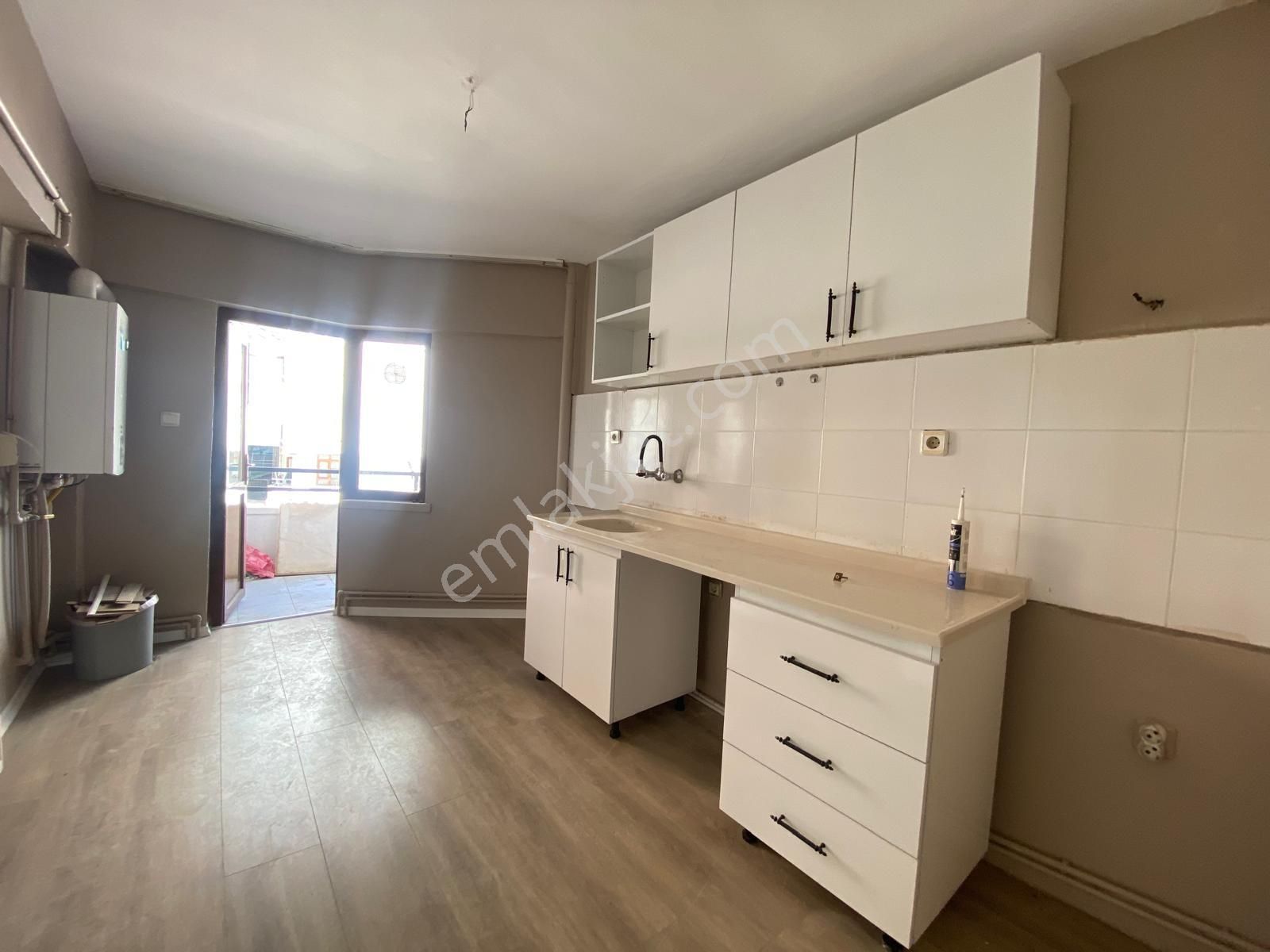 Yayla Mahallesi'nde Asansörlü Binada Katta 3+1 Daire!