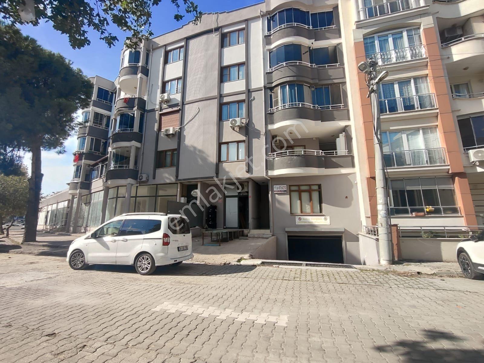 Edremit Cennetayağında 2+1 Daire İle Takaslı Geniş - Görsel 30