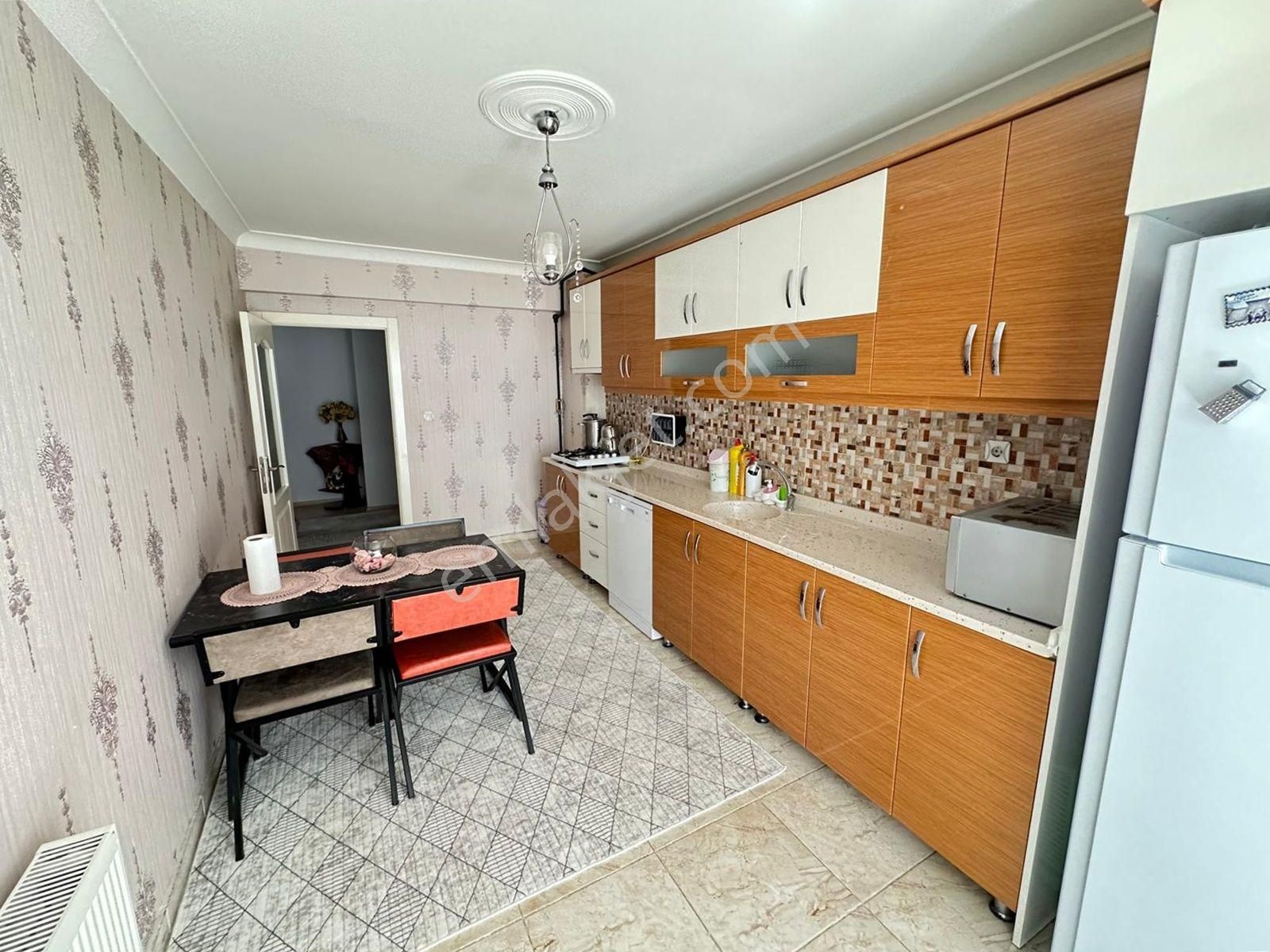 Başpınar'da Asansörlü Kök Tapu 3+1 Ara Katta Satılık Daire !! - Görsel 8