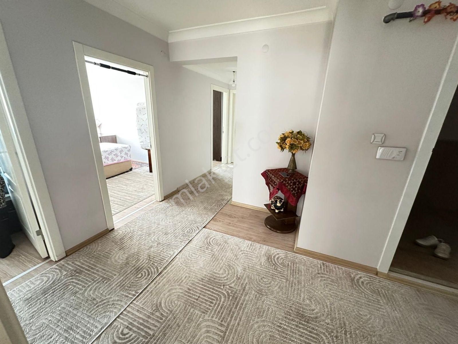 Başpınar'da Asansörlü Kök Tapu 3+1 Ara Katta Satılık Daire !! - Görsel 26