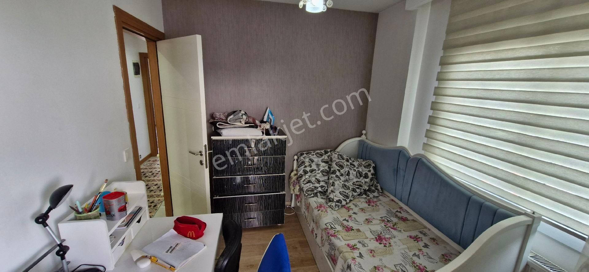 Adana Seyhan Gürselpaşa Mah. Kombili Düşük Katlı Satılık 3+1 - Görsel 12