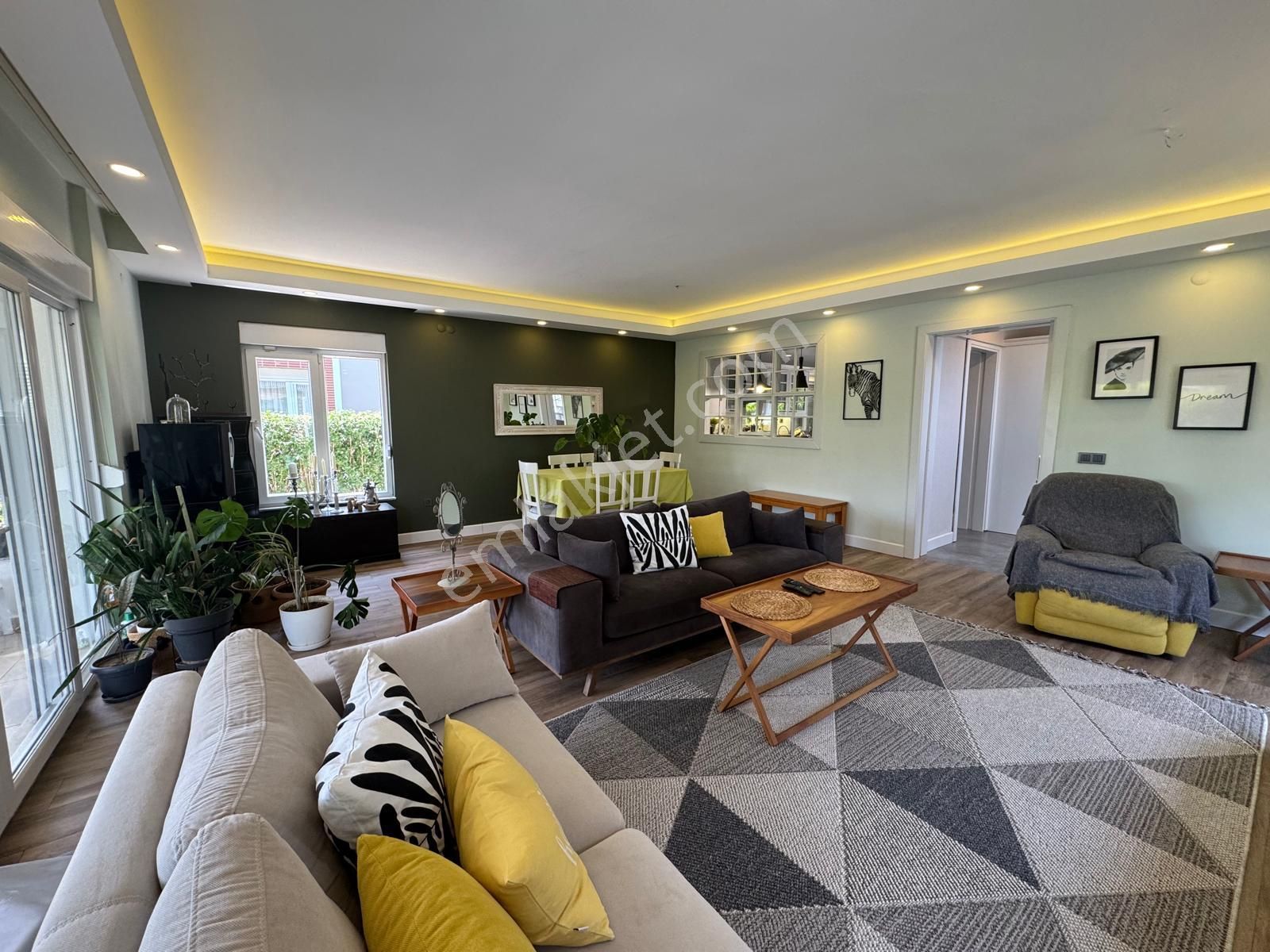 Lara Garden Villalarında Satılık 6+1 Villa - Görsel 3