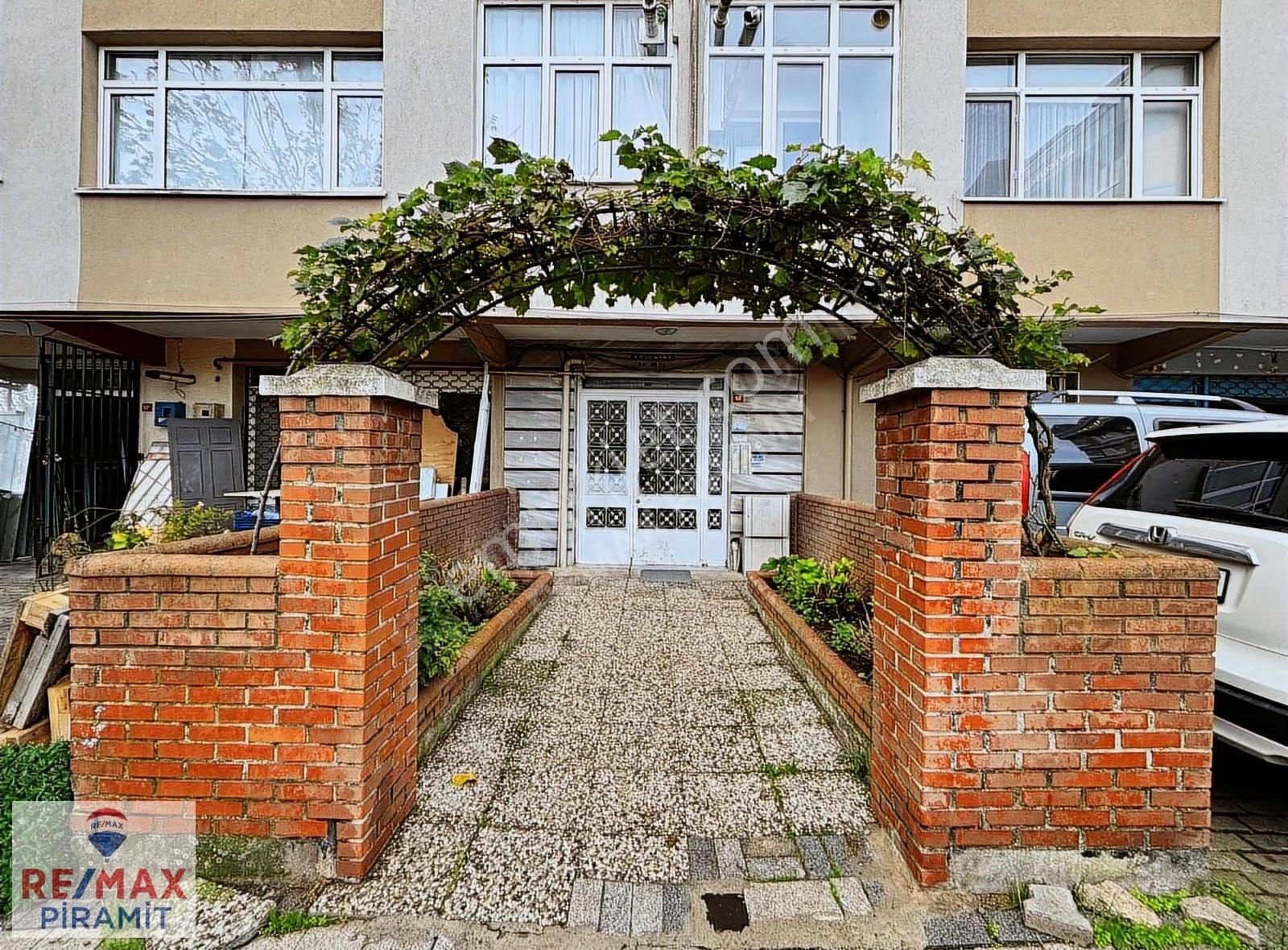 Üsküdar İcadiye Bağlarbaşı Caddesi 2+1 Yeşil Manzaralı Daire - Görsel 12