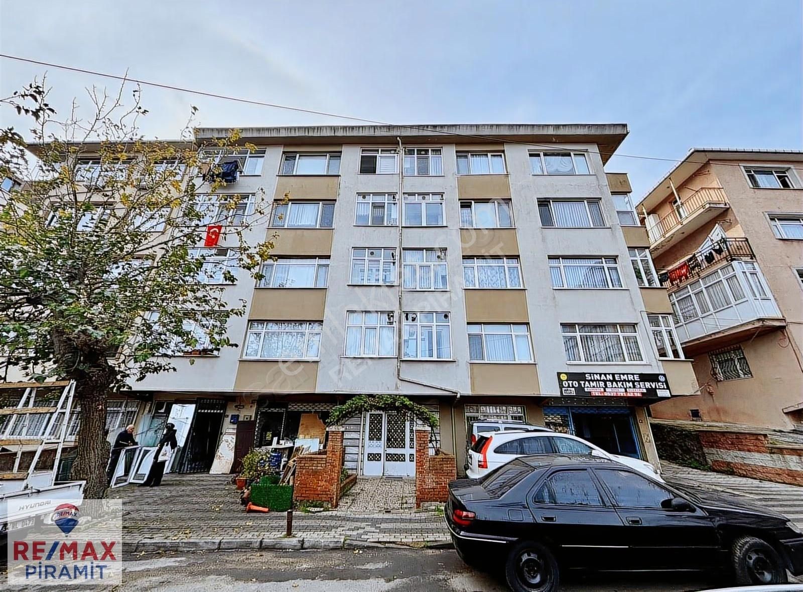 Üsküdar İcadiye Bağlarbaşı Caddesi 2+1 Yeşil Manzaralı Daire