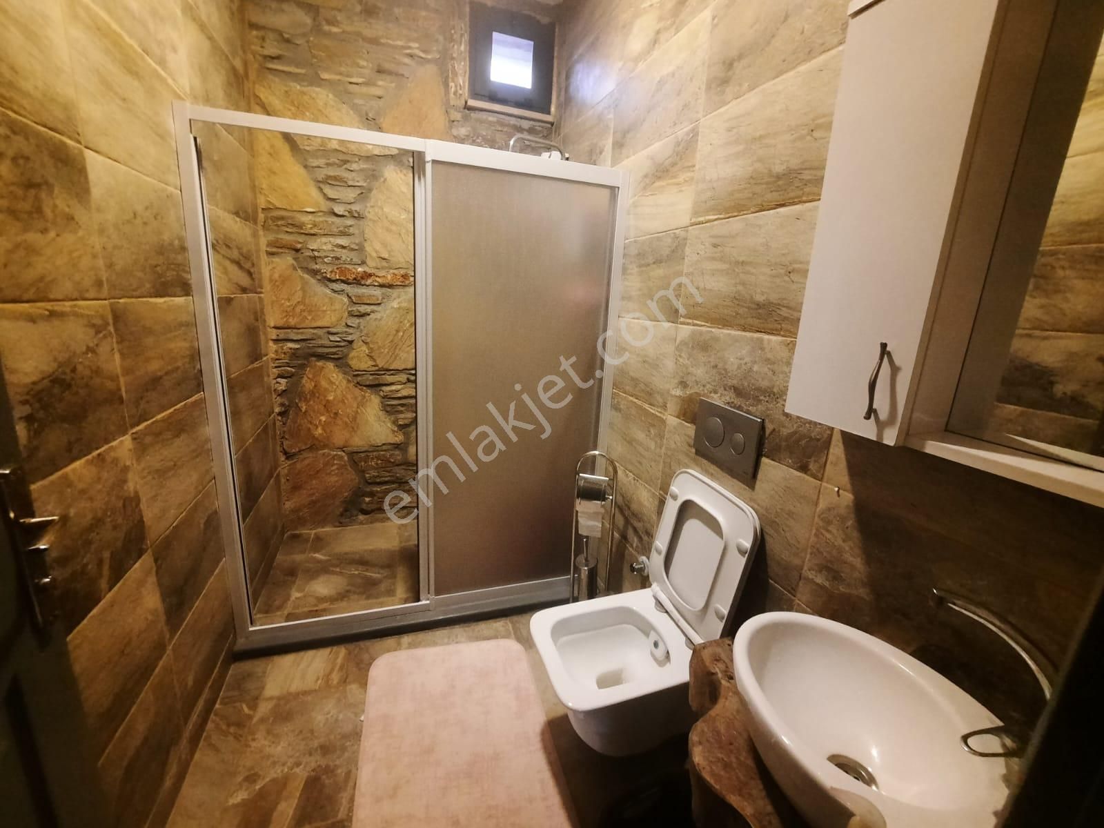 Muğla Dalyan Gökbelde Deniz Manzaralı, Yüzme Havuzlu, 1800 M2 Arazide 2+1 Eşyalı Taş Ev Satılık - Görsel 13