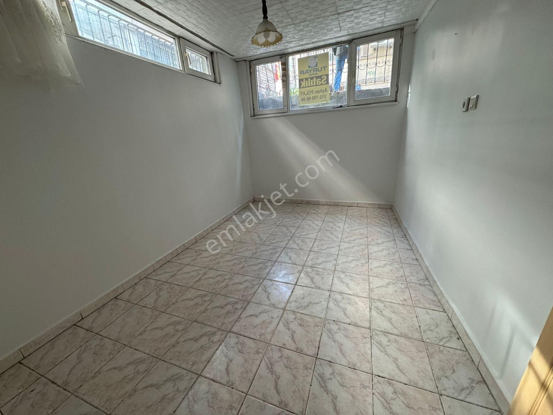 Fatih İskenderpaşa'da Satılık 1+1 Daire - Görsel 2