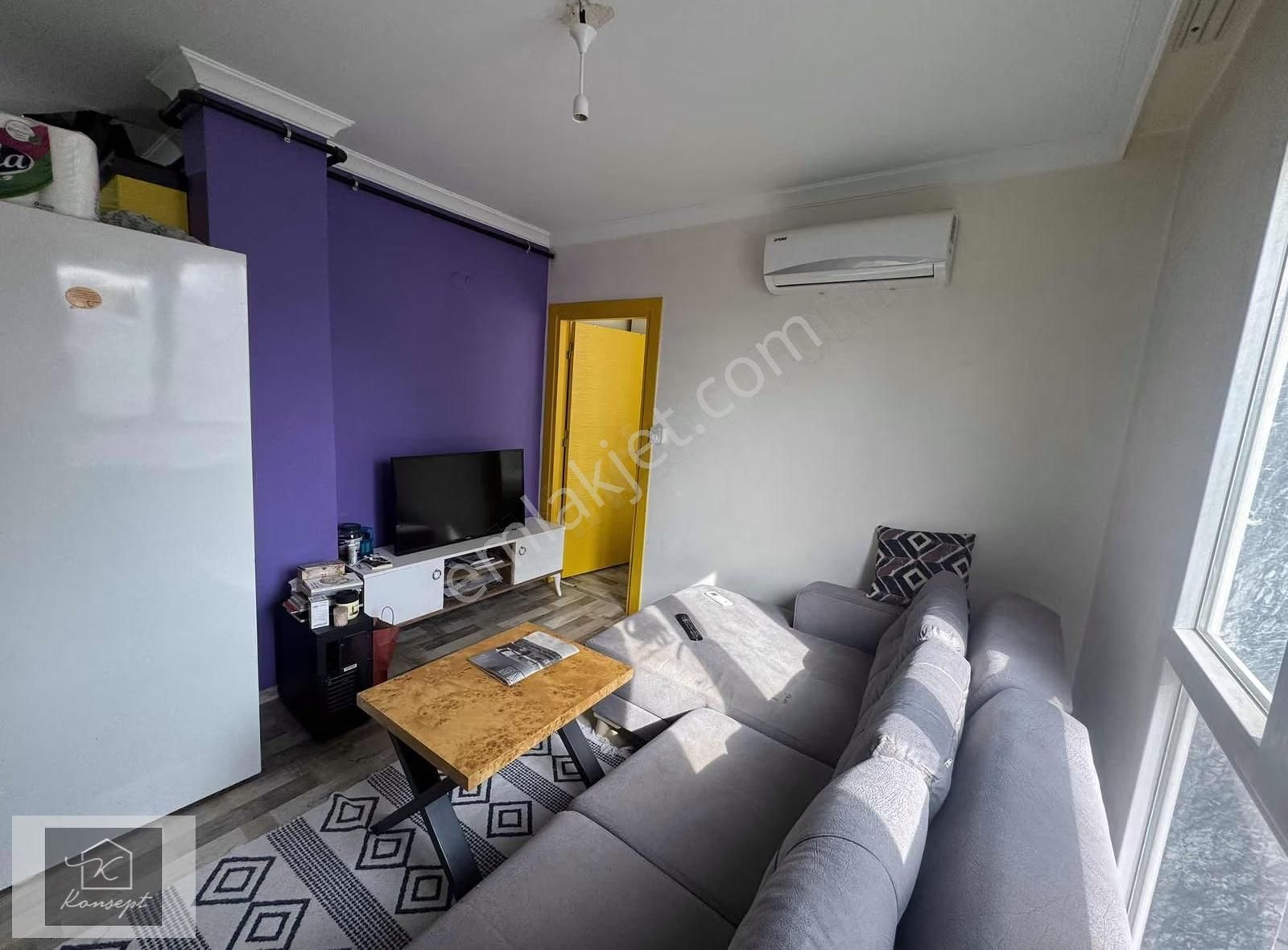 Kampüse Yürüme Mesafesinde,ara Kat,doğalgazlı,asansörlü 1+1 - Görsel 2