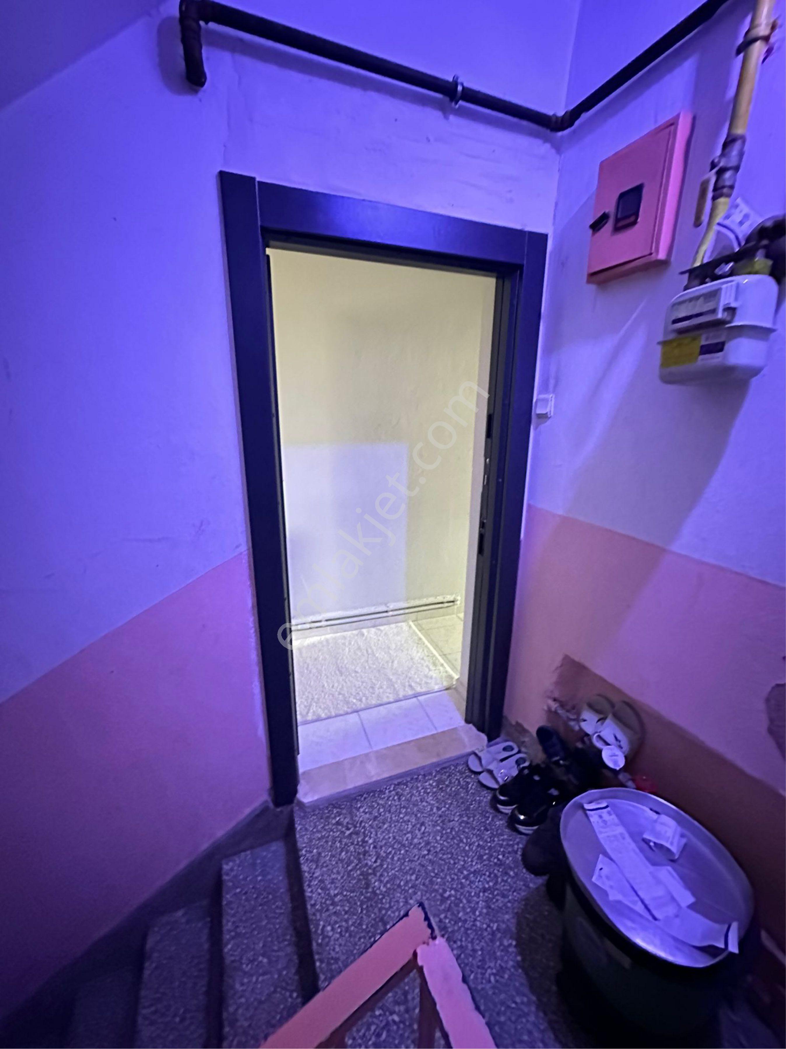 Rasathane Cami Civarında Satılık Temiz Daire - Görsel 8