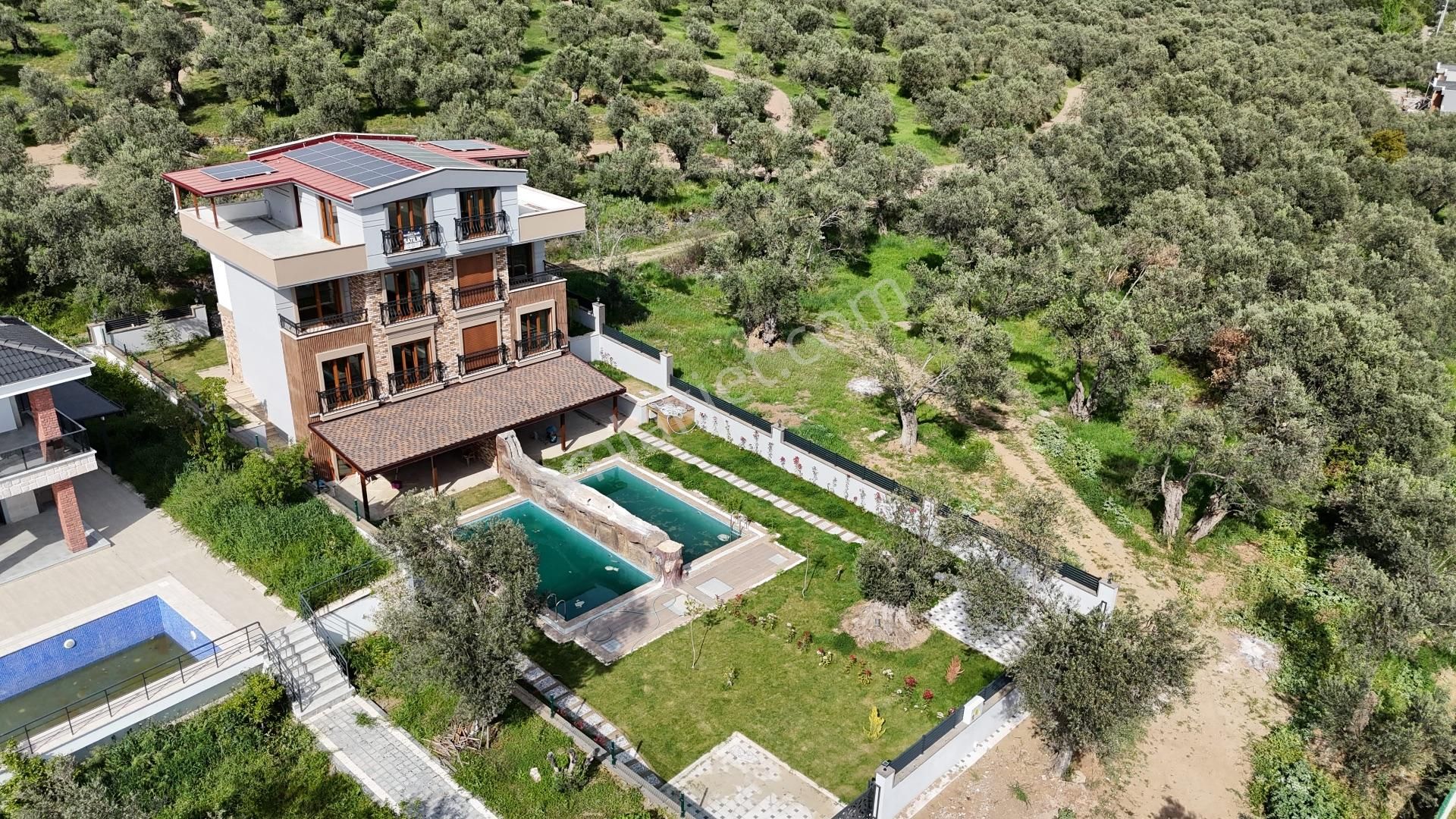 Mahmut İşler'den Altınoluk'ta Özel Havuzlu 5+1 Sıfır Villa - Görsel 7