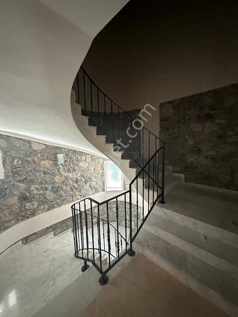 Dalaman Akkaya’da Doğa Manzaralı, Ortak Havuzlu 4+1 Müstakil Triplex Villa – 720m² Arsa - Görsel 8