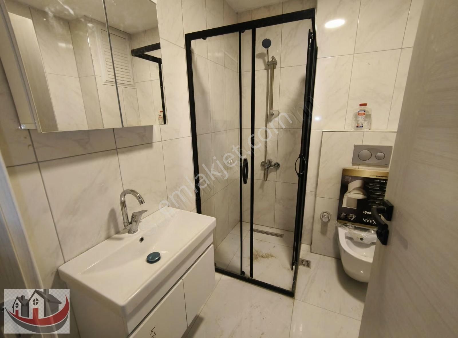 Güneyden Tülin Caddesinde 2+1.80m2 Y.giriş Karanlık Odasız Daire - Görsel 15