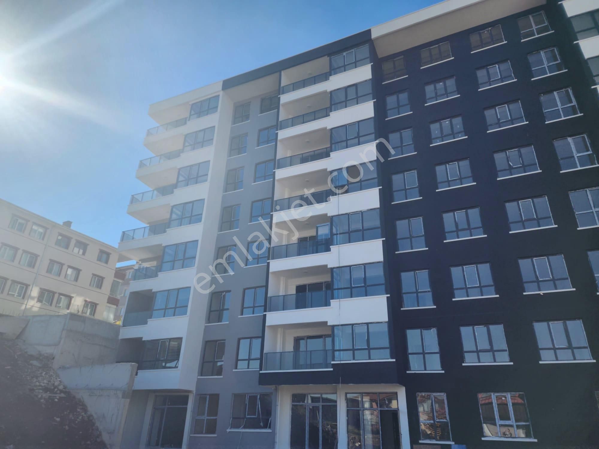 Pursklar Merkezde Satılık Geniş 2+1 Daire - Görsel 10