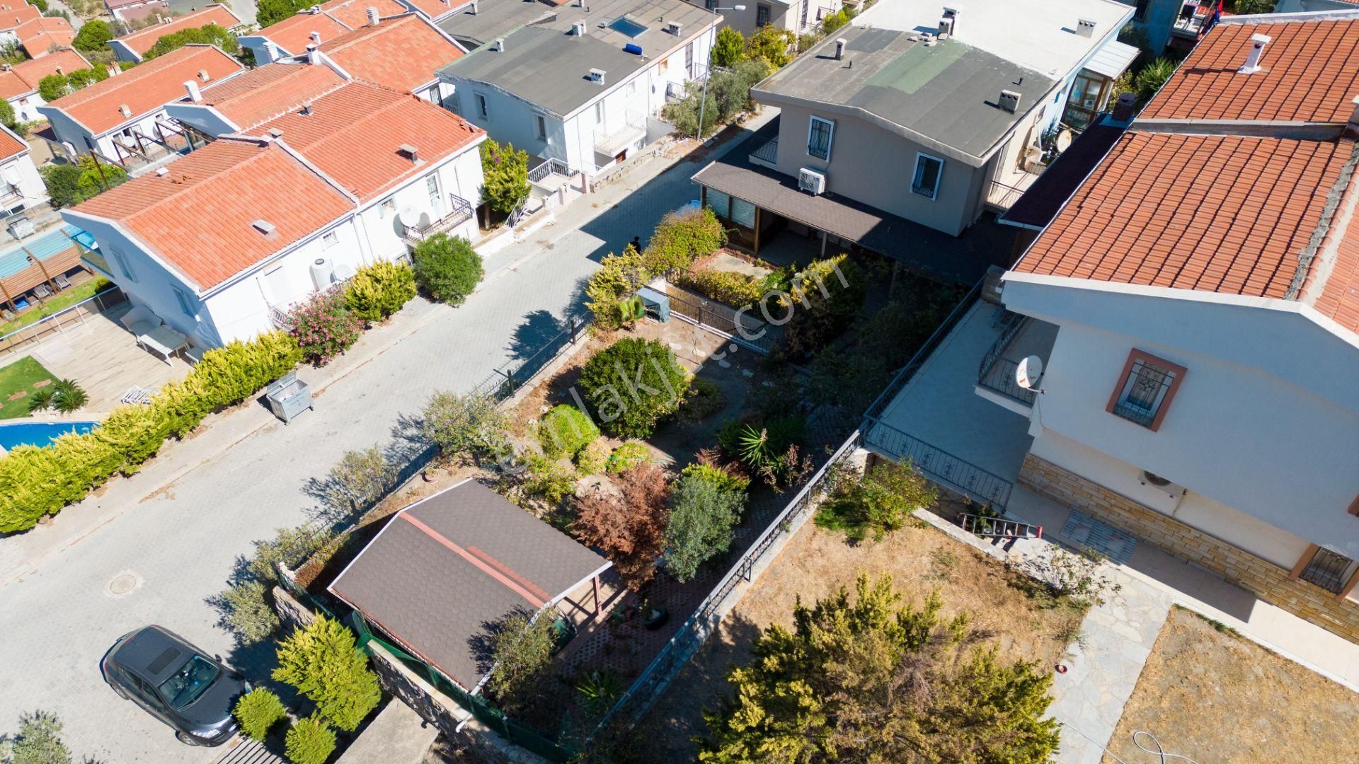 Foça Denizkentte Satılık Dubleks 4+1 Deniz Manzaralı Villa - Görsel 12