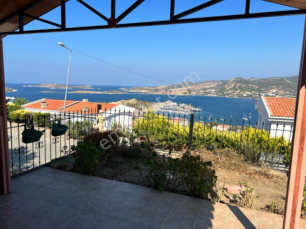 Foça Denizkentte Satılık Dubleks 4+1 Deniz Manzaralı Villa - Görsel 31