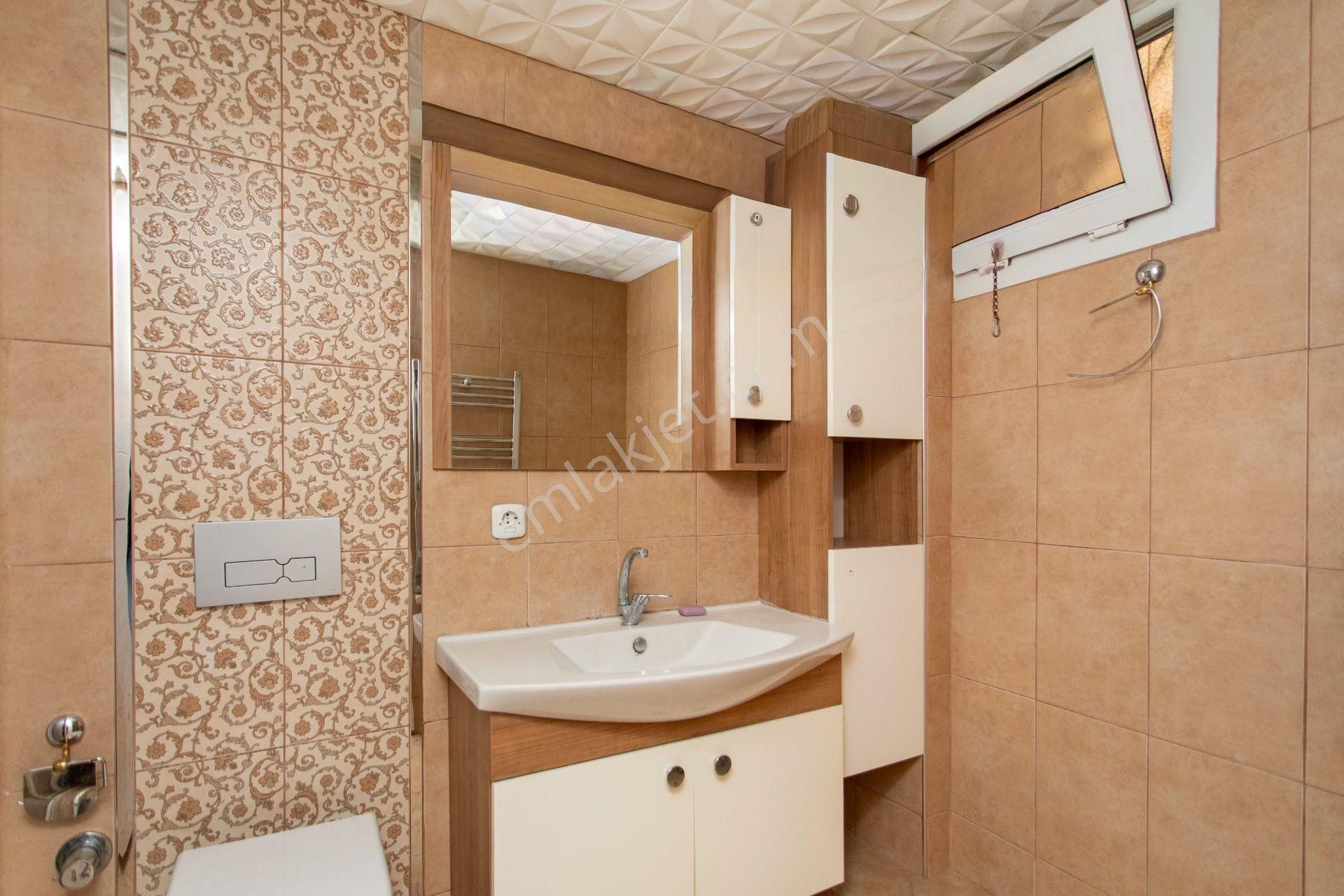 Karşıyaka Alaybey'de Satılık Denize Yakın 3+1 Daire - Görsel 15