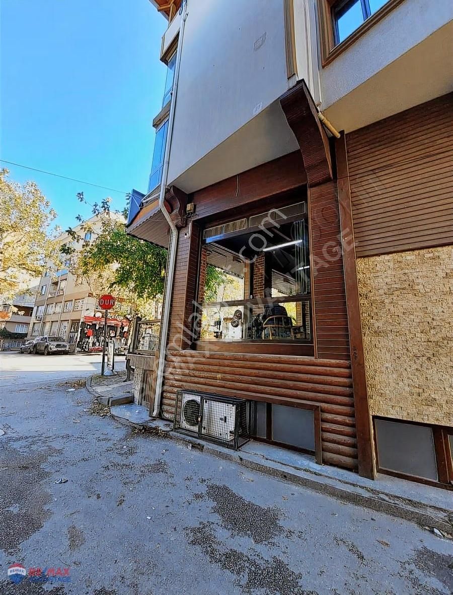 Remax Advantage'dan Devren Kıralık Döner Salonu - Görsel 8