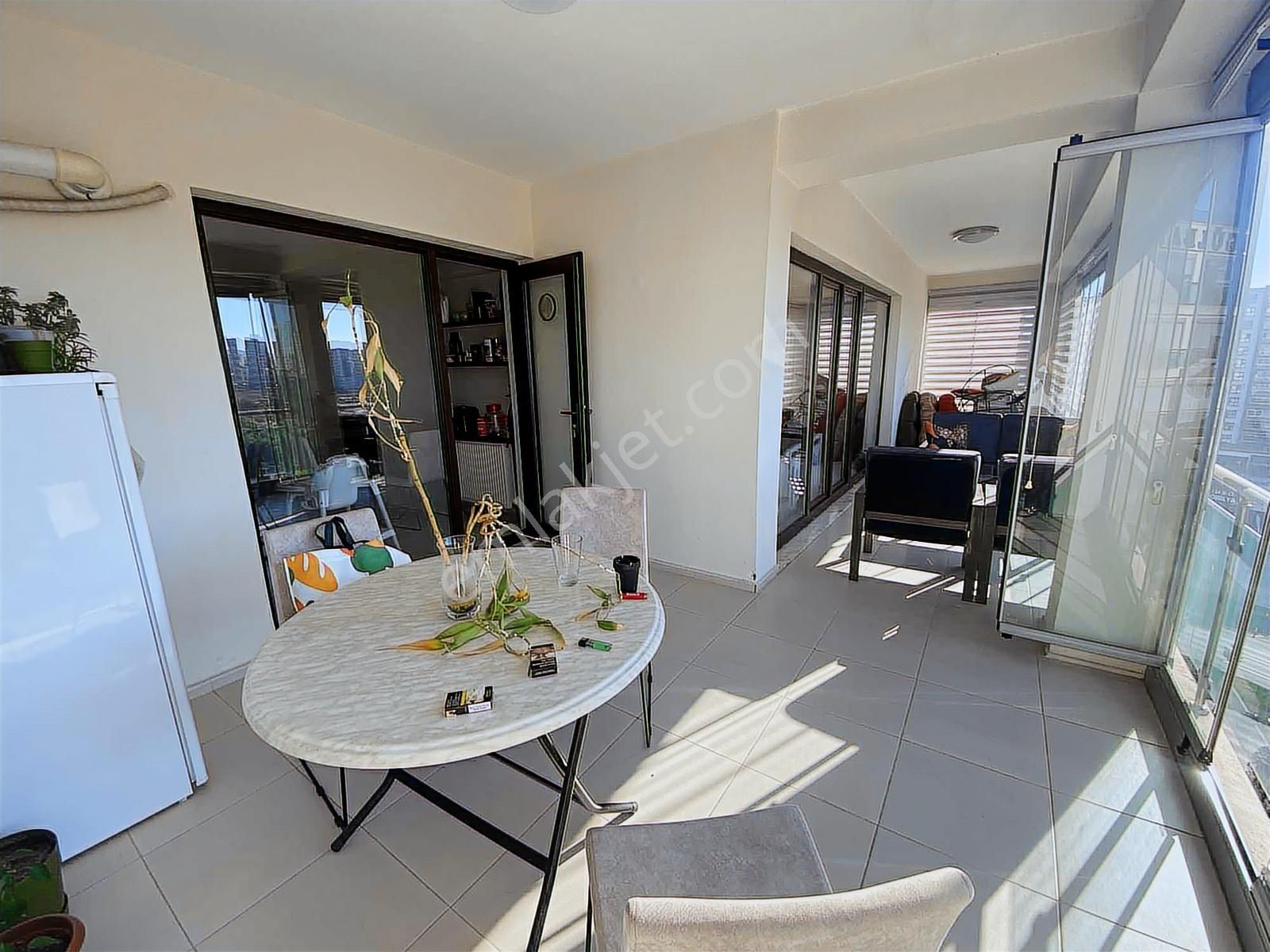 Gülbaran St.peyzaj Ödüllü,göl Manzaralı,havuzlu 4+1satılık Daire - Görsel 12