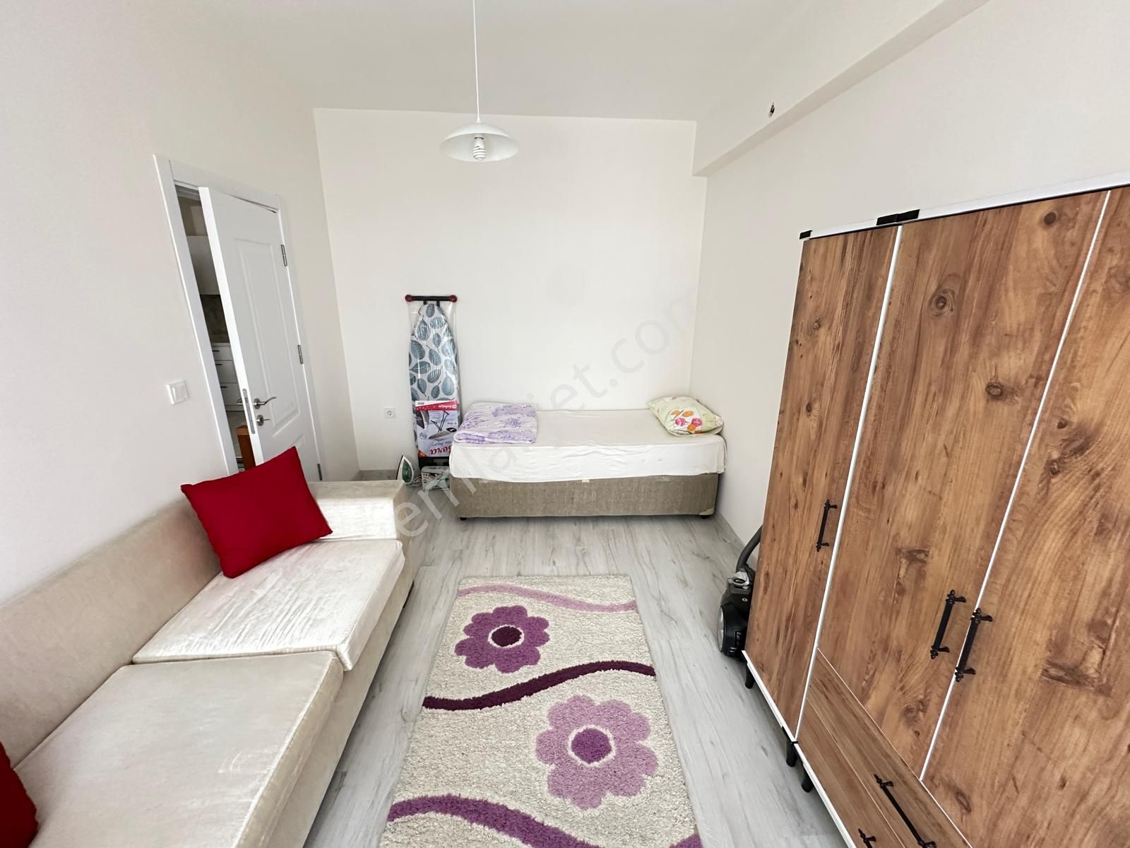 Seyrek'te 1+1 Eşyalı Kiralık Sıfır Temiz Daire - Görsel 20