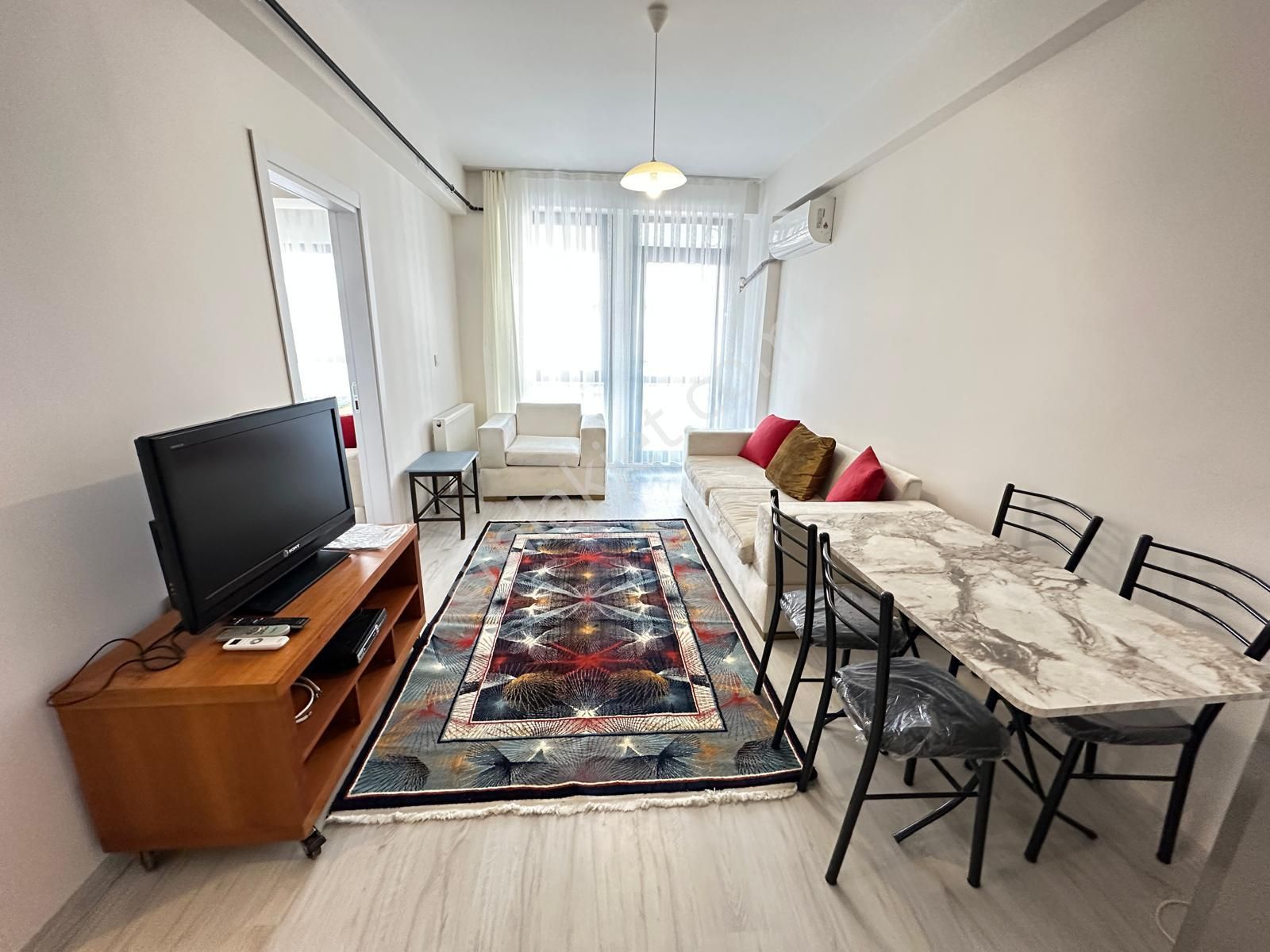 Seyrek'te 1+1 Eşyalı Kiralık Sıfır Temiz Daire - Görsel 8