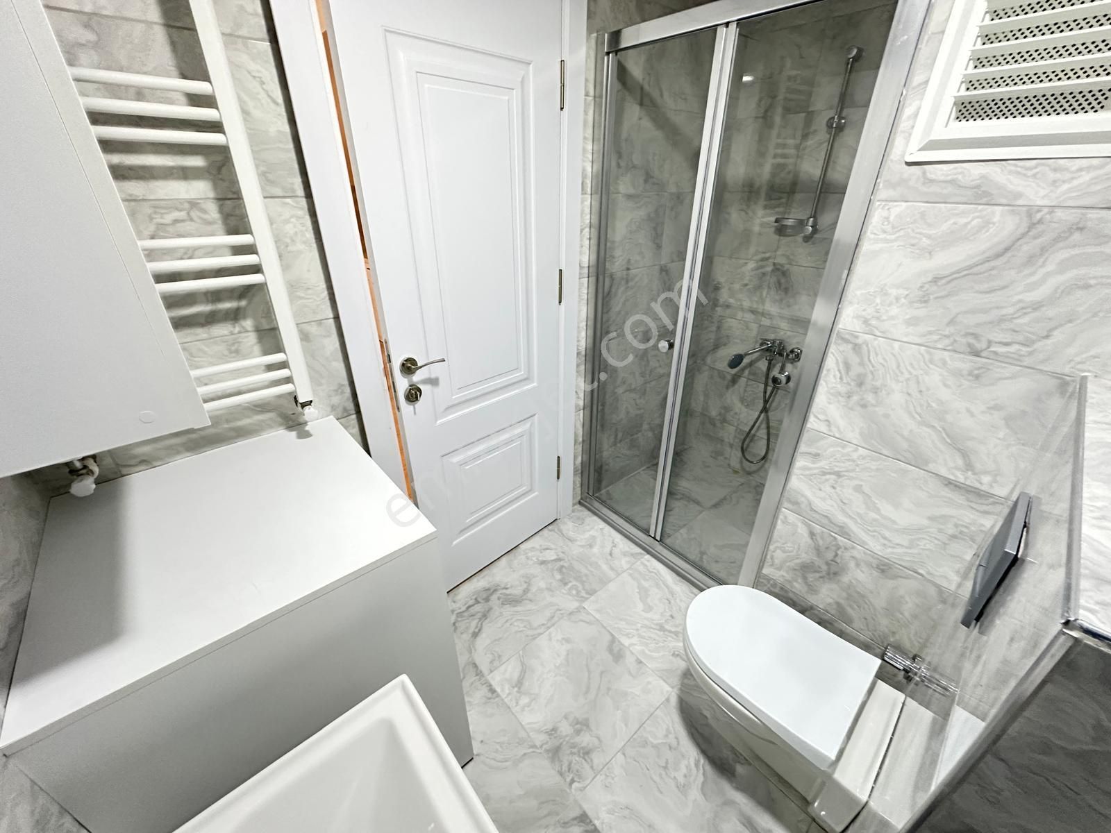 Seyrek'te 1+1 Eşyalı Kiralık Sıfır Temiz Daire - Görsel 23