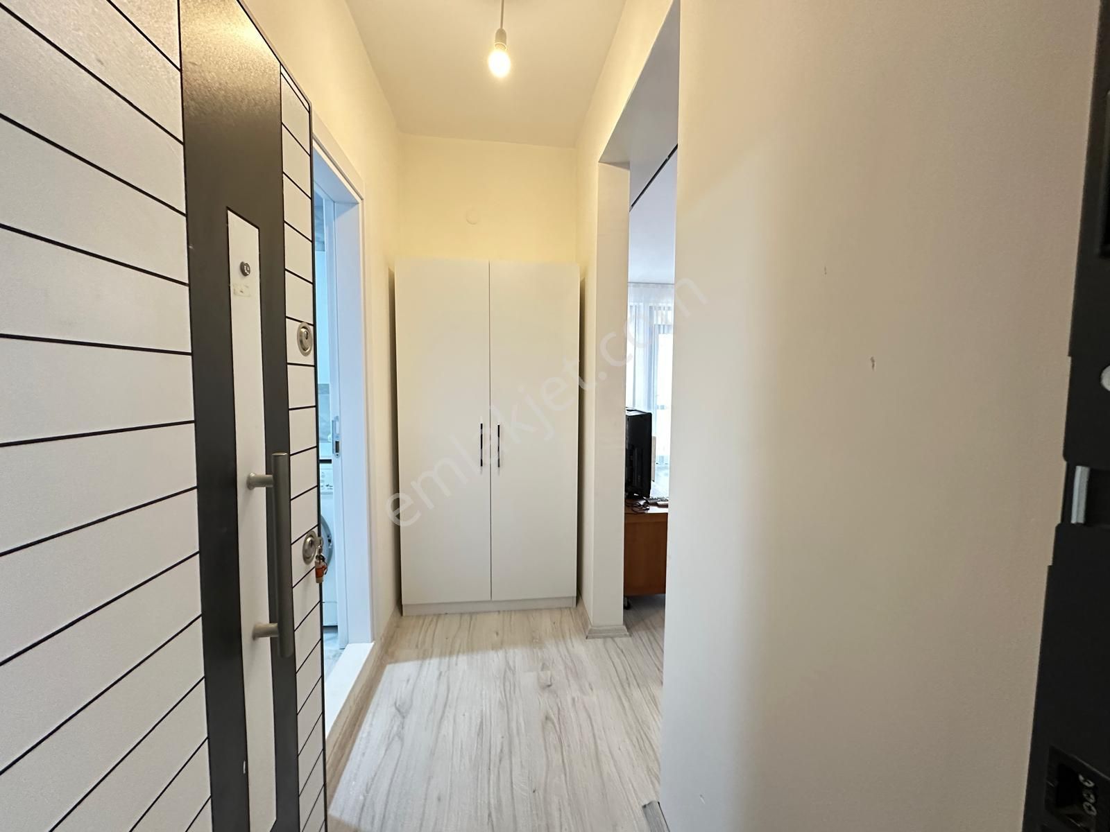 Seyrek'te 1+1 Eşyalı Kiralık Sıfır Temiz Daire - Görsel 4