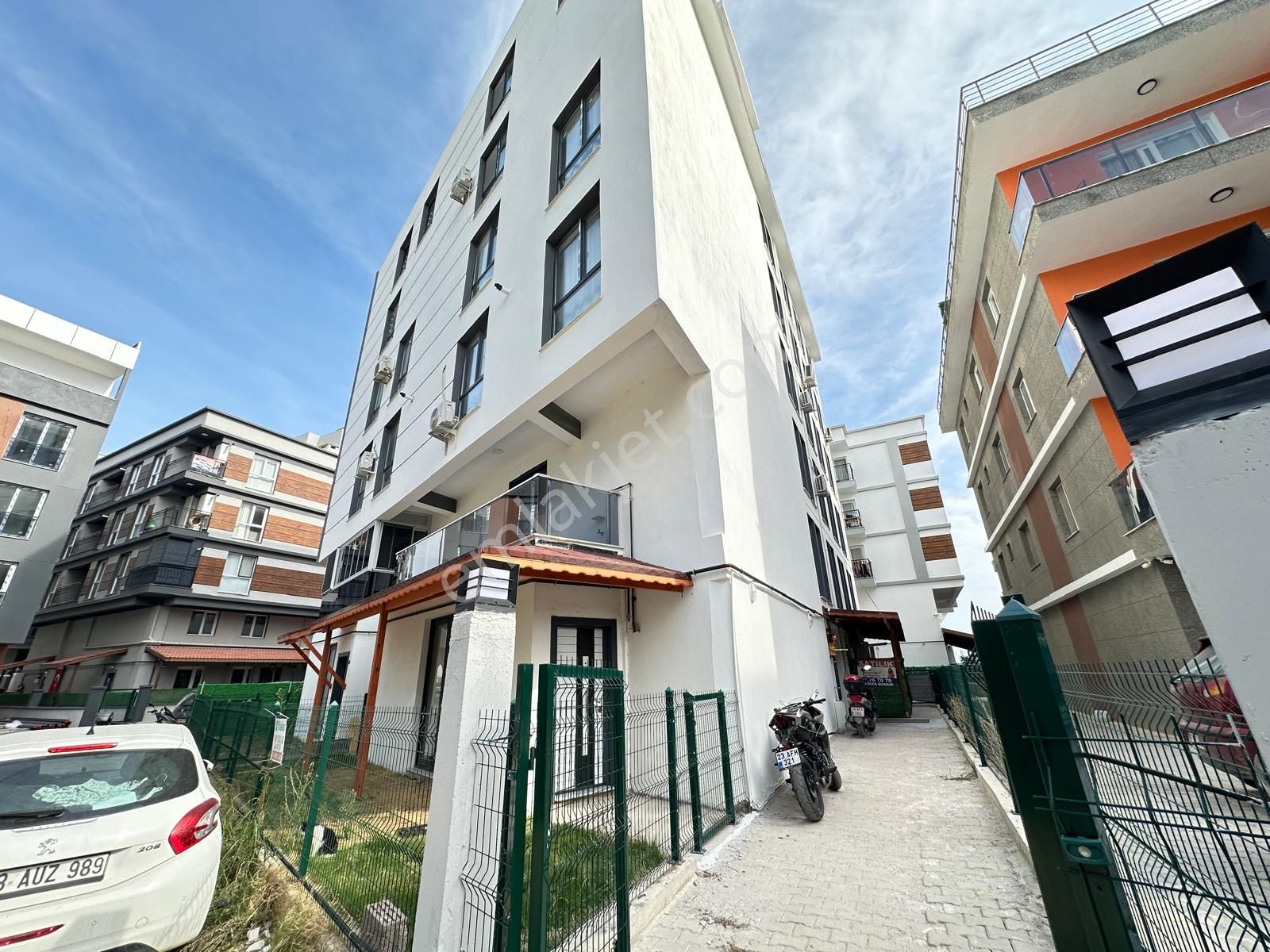 Seyrek'te 1+1 Eşyalı Kiralık Sıfır Temiz Daire - Görsel 2