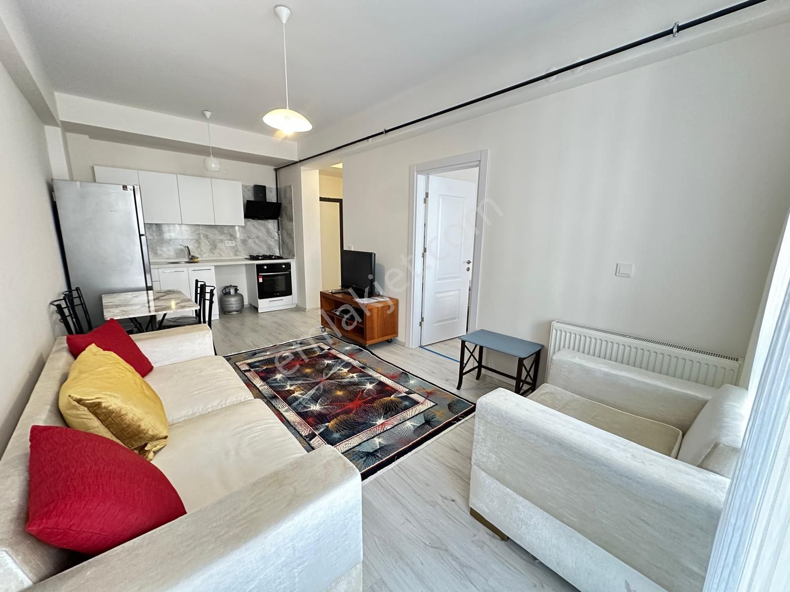 Seyrek'te 1+1 Eşyalı Kiralık Sıfır Temiz Daire - Görsel 11