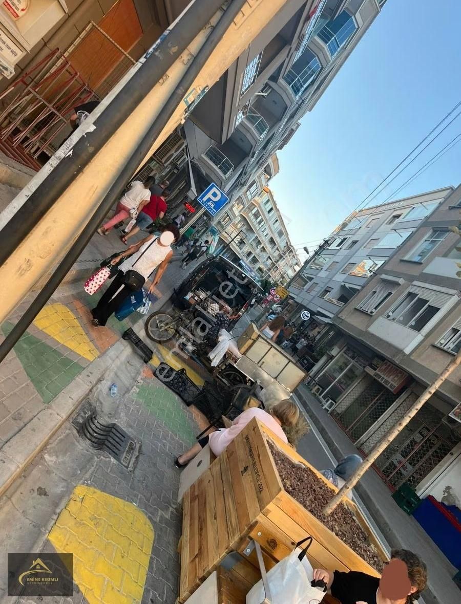 Demirköprünün En Kıymetli Ve Ayak Yolu Olan Yerde Geniş Dükkan - Görsel 9
