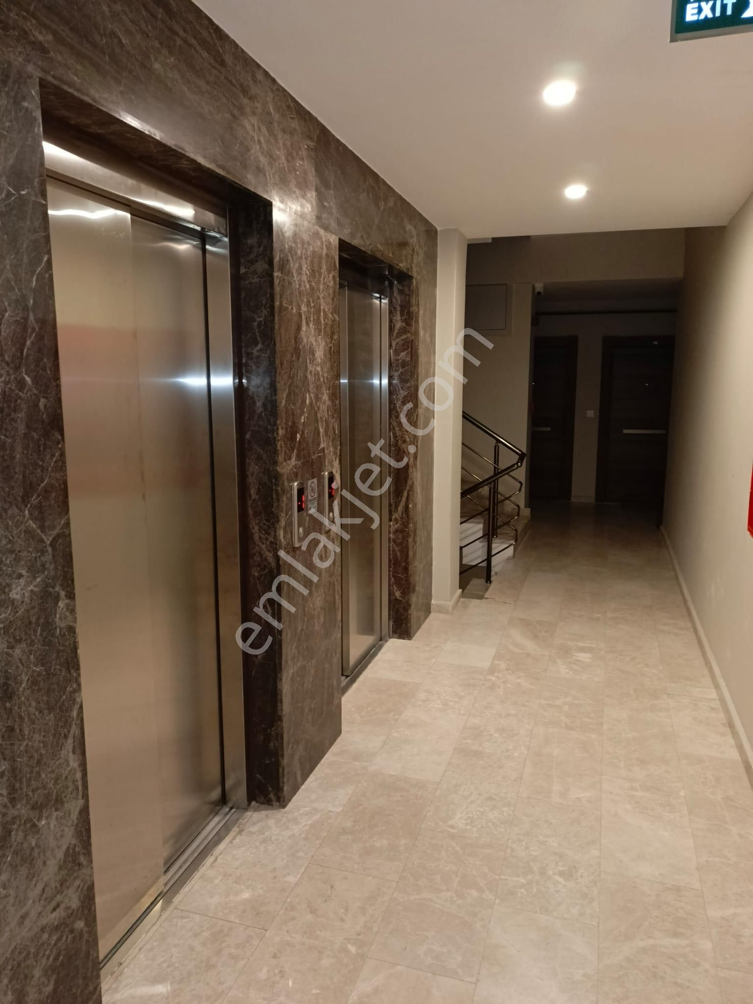 Bağdat Caddesi Üzerinde 4+1 Sıfır, Yüksek Tavan Dubleks Dairedir - Görsel 31