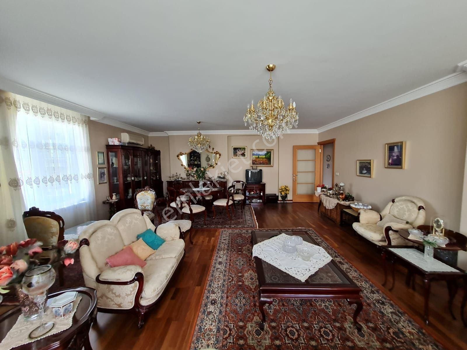 Feneryolu Kamelya Yakın 4+1 2008 Yapımı Binada - Görsel 6