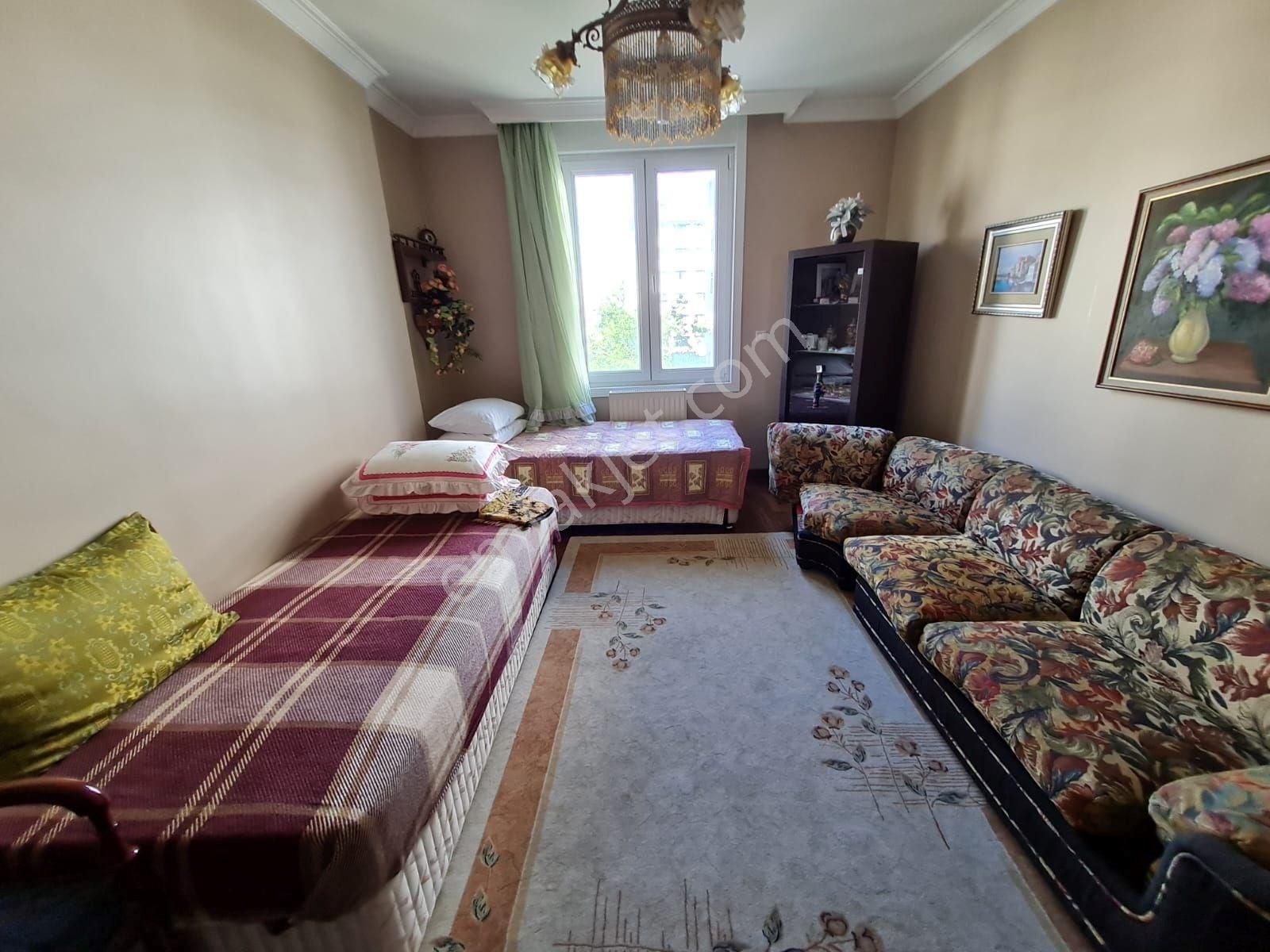 Feneryolu Kamelya Yakın 4+1 2008 Yapımı Binada - Görsel 17