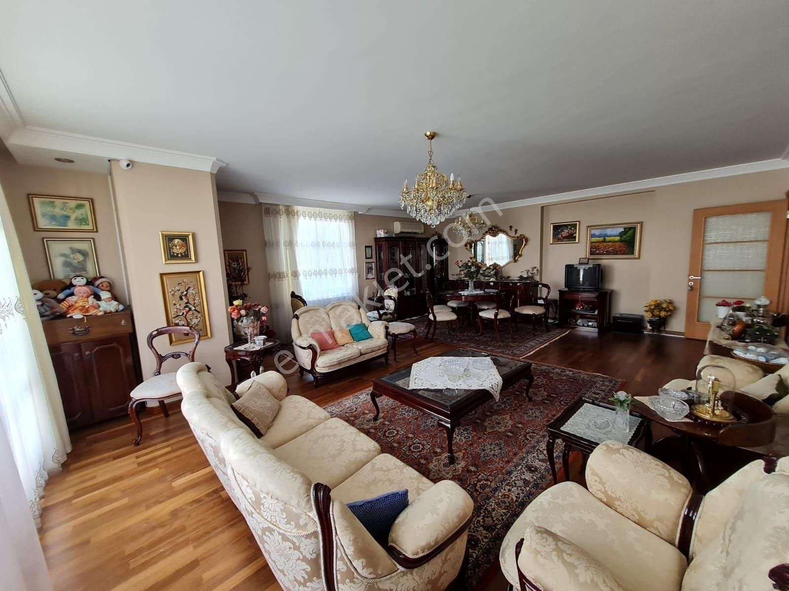 Feneryolu Kamelya Yakın 4+1 2008 Yapımı Binada - Görsel 3